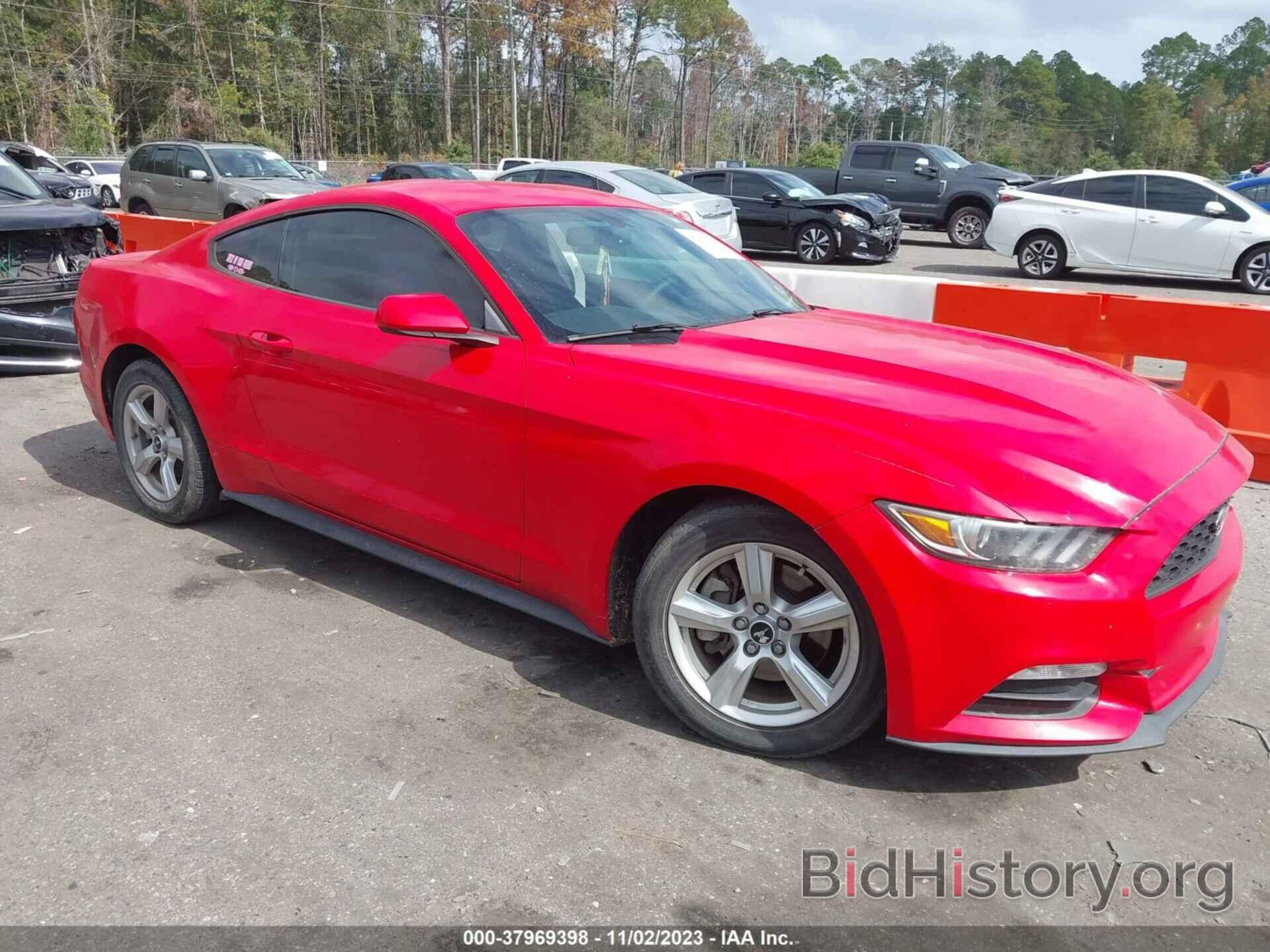 Photo 1FA6P8AM4F5321336 - FORD MUSTANG 2015