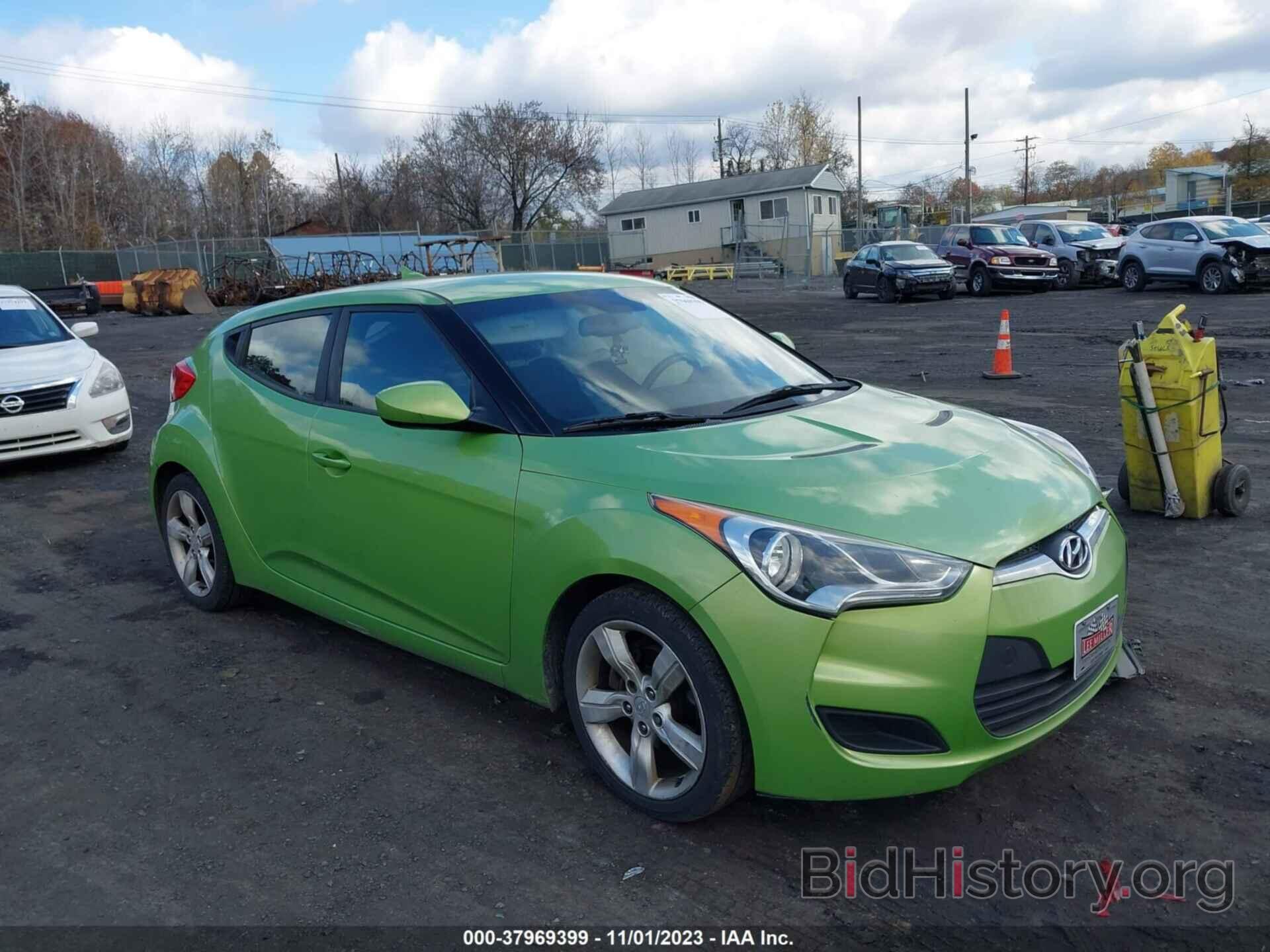 Photo KMHTC6AD1CU046132 - HYUNDAI VELOSTER 2012