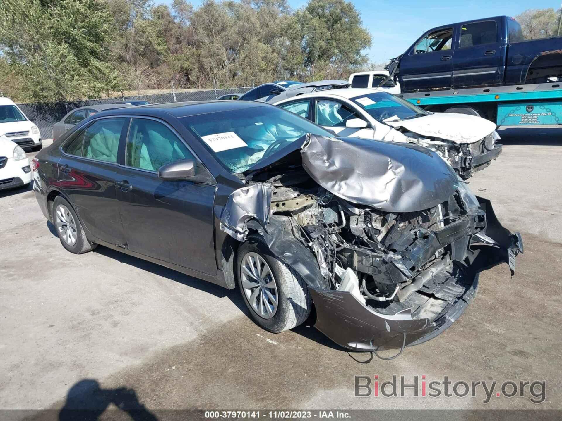 Photo 4T4BF1FK5FR502897 - TOYOTA CAMRY 2015
