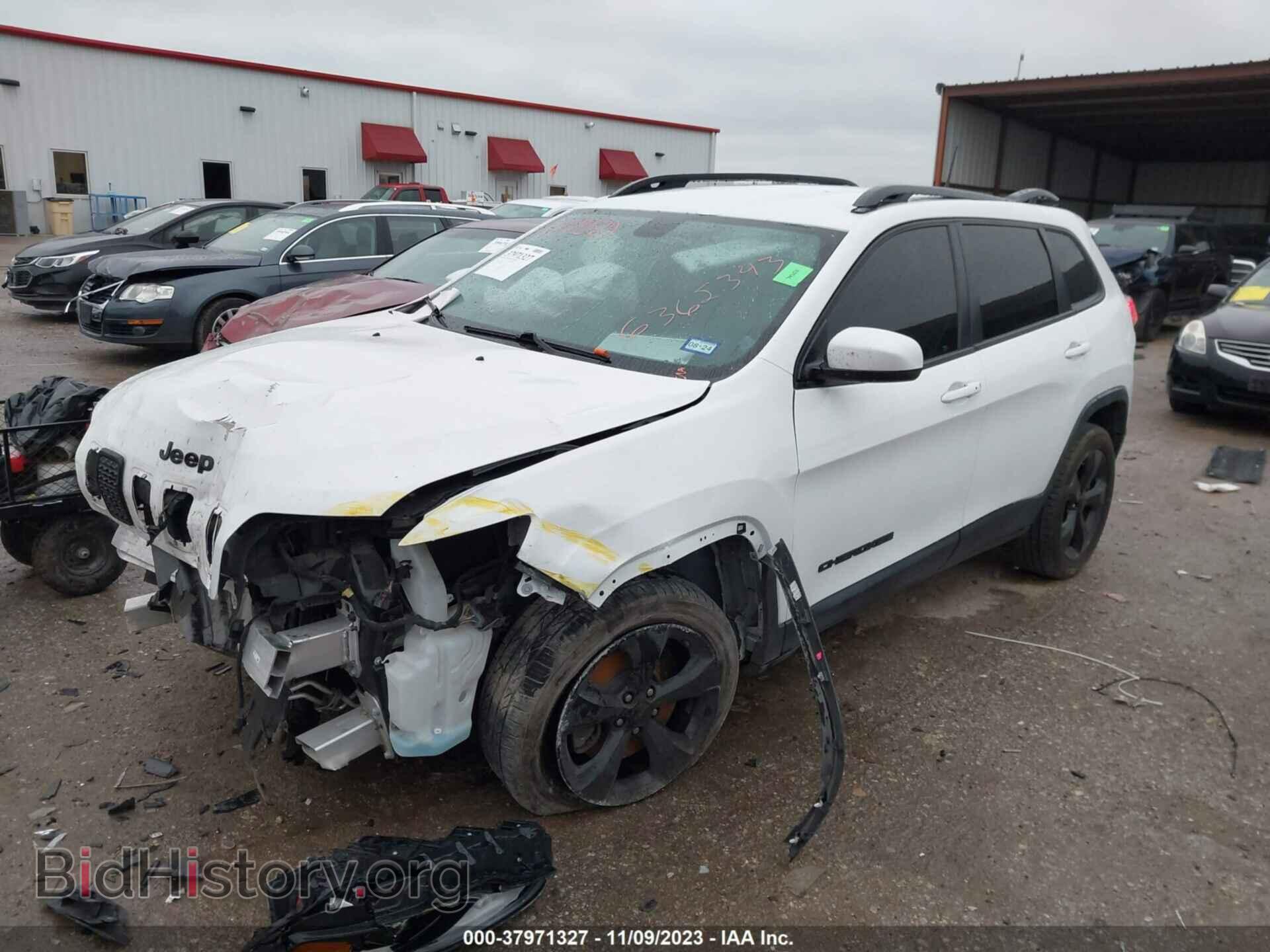 2020 JEEP CHEROKEE - VIN: 1C4PJLLB6LD571239 - Photo 2