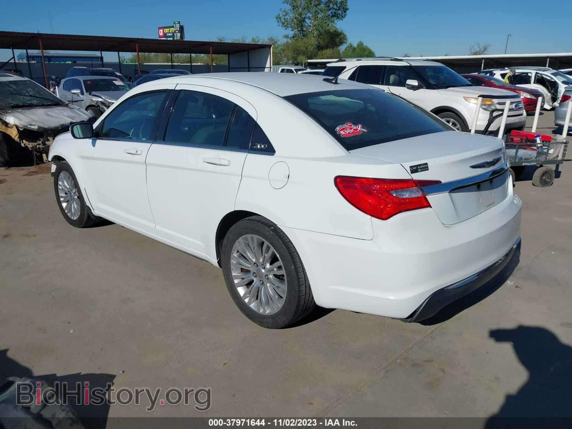 2012 CHRYSLER 200 - VIN: 1C3CCBAB2CN149411 - Фото 3