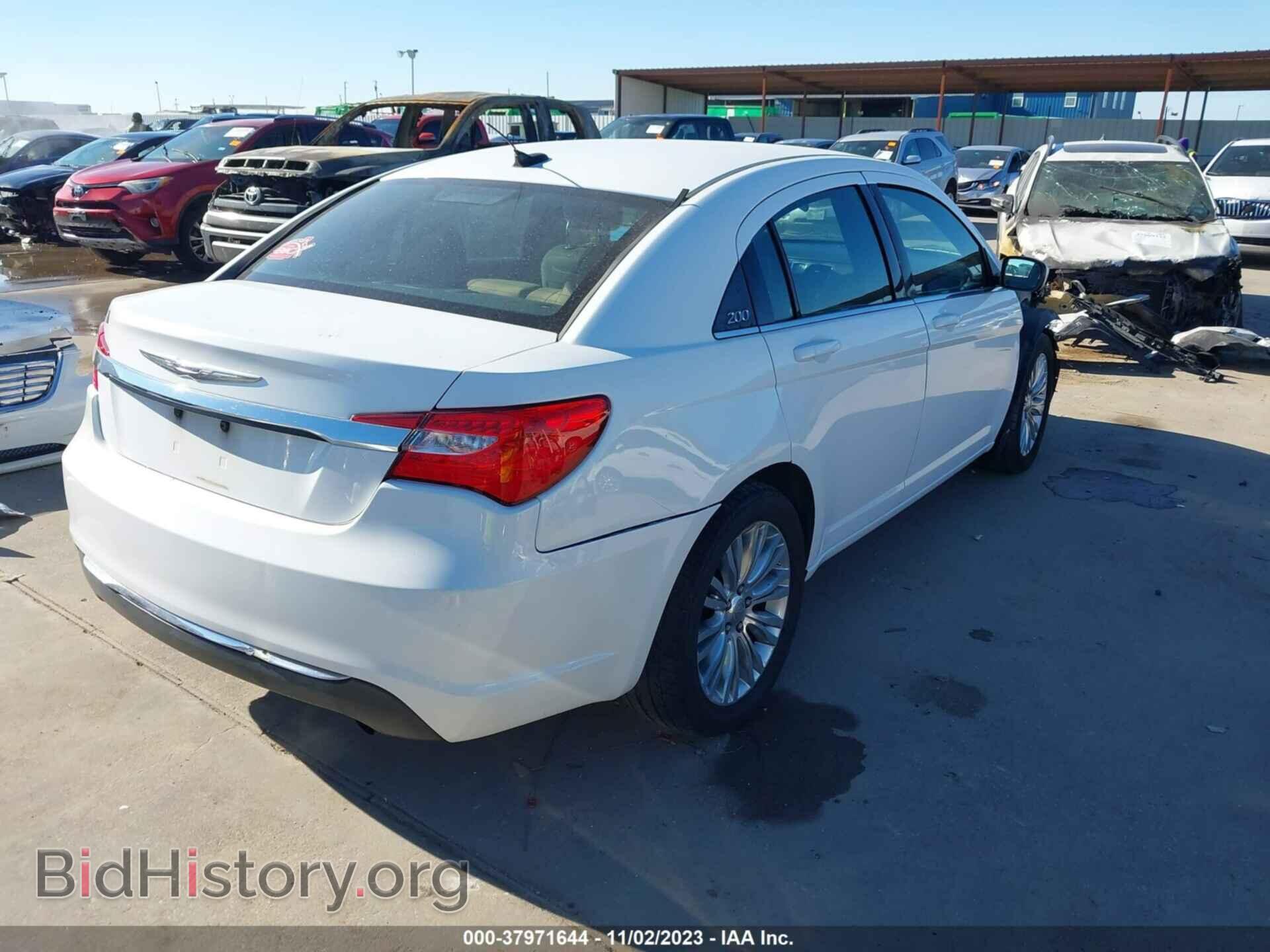 2012 CHRYSLER 200 - VIN: 1C3CCBAB2CN149411 - Фото 4