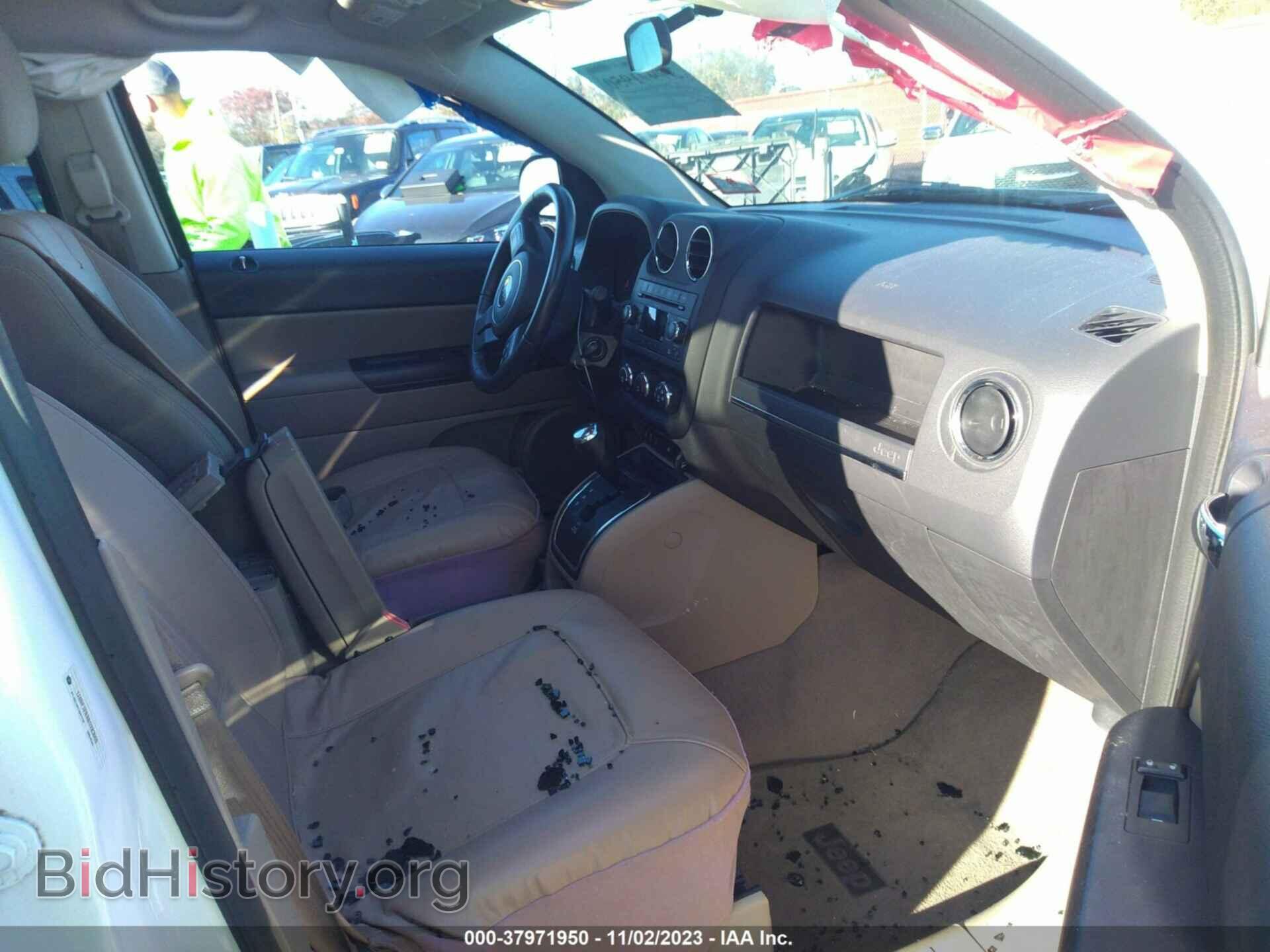 2011 JEEP COMPASS - VIN: 1J4NF1FB8BD283000 - Photo 5