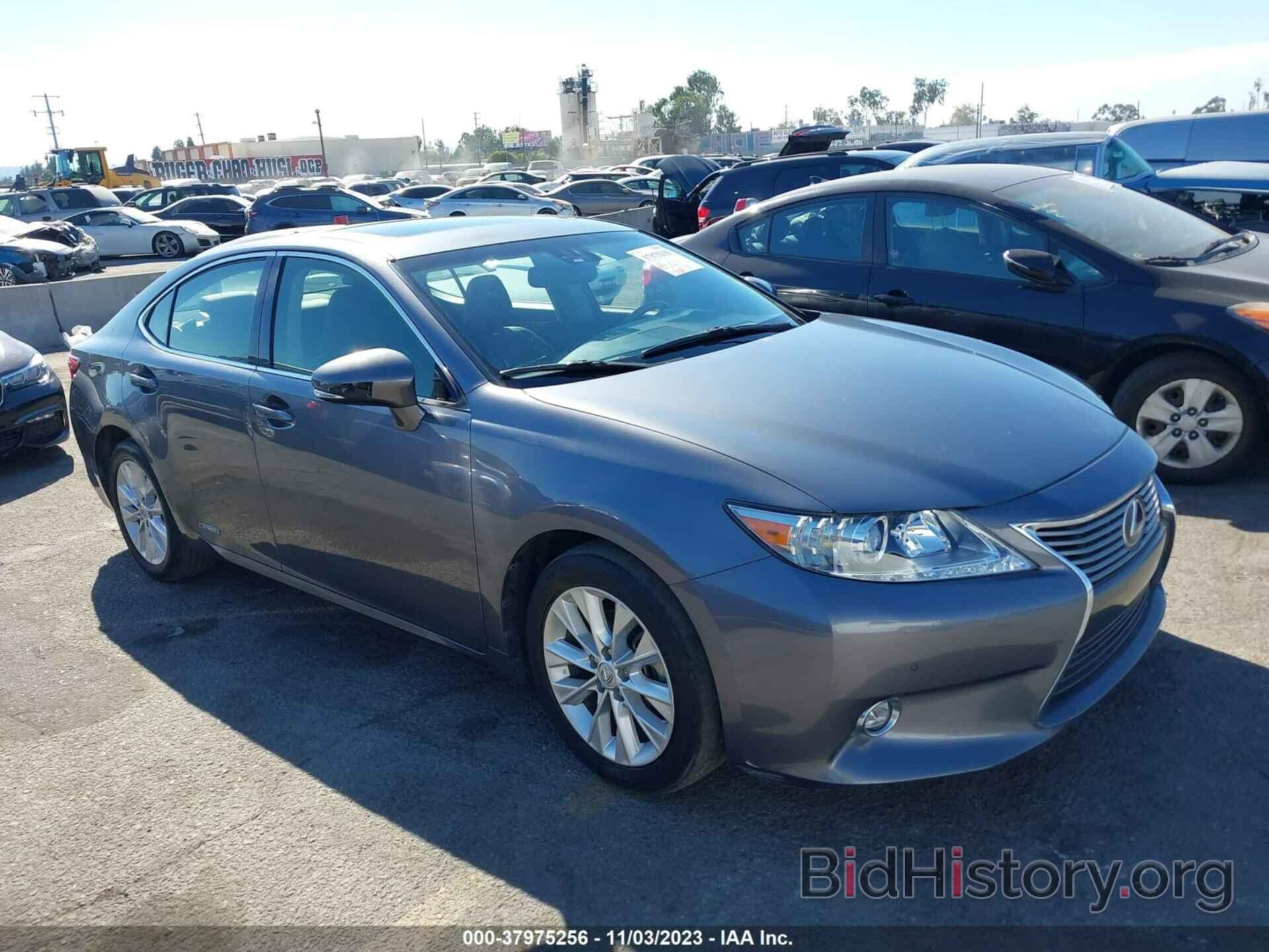 Photo JTHBW1GG8E2068427 - LEXUS ES 300H 2014