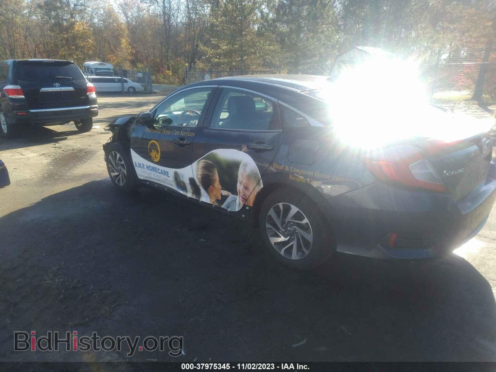 2017 HONDA CIVIC - VIN: 19XFC2F84HE216298 - Фото 3