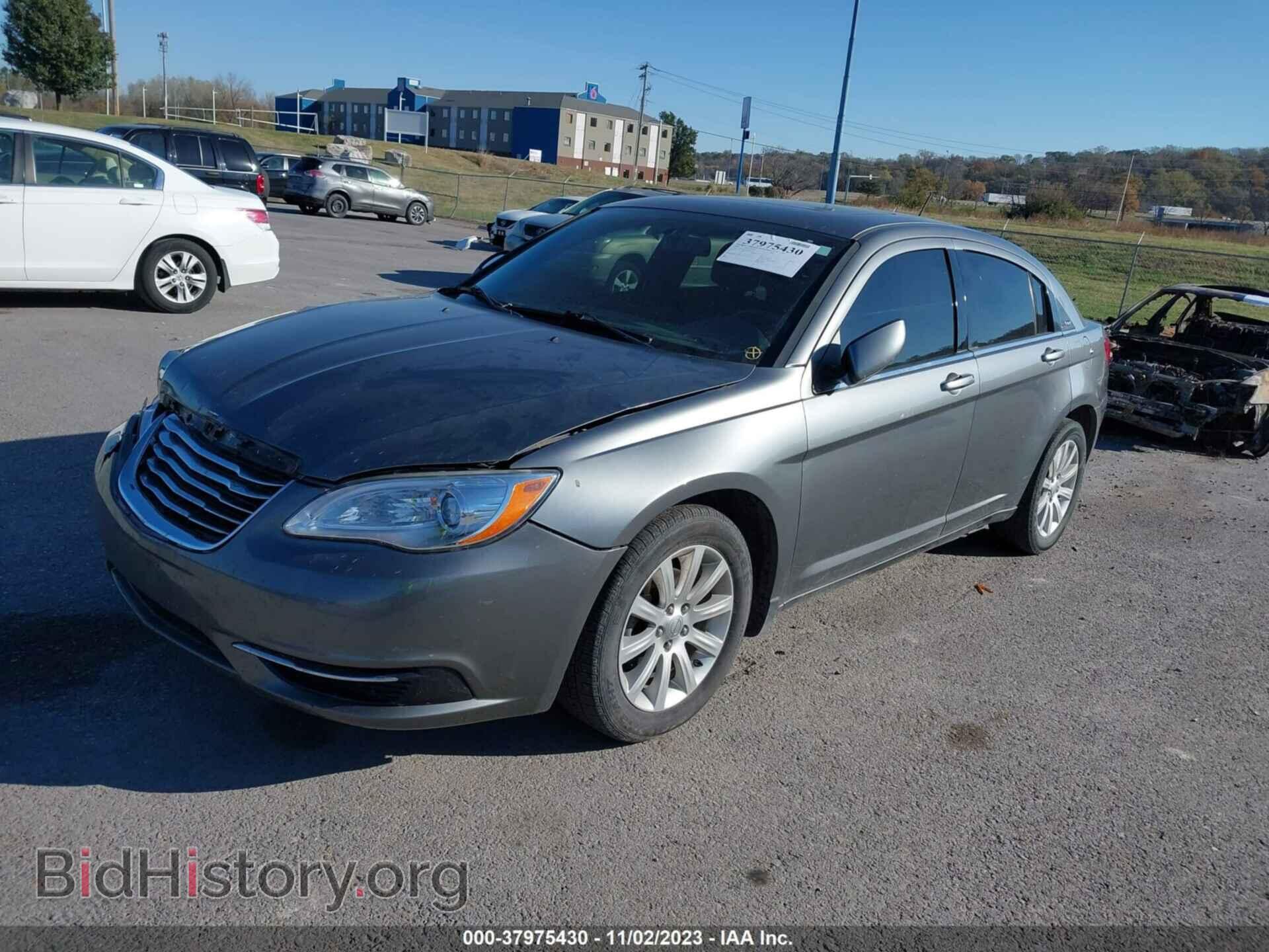 2012 CHRYSLER 200 - VIN: 1C3CCBBB7CN173718 - Photo 2