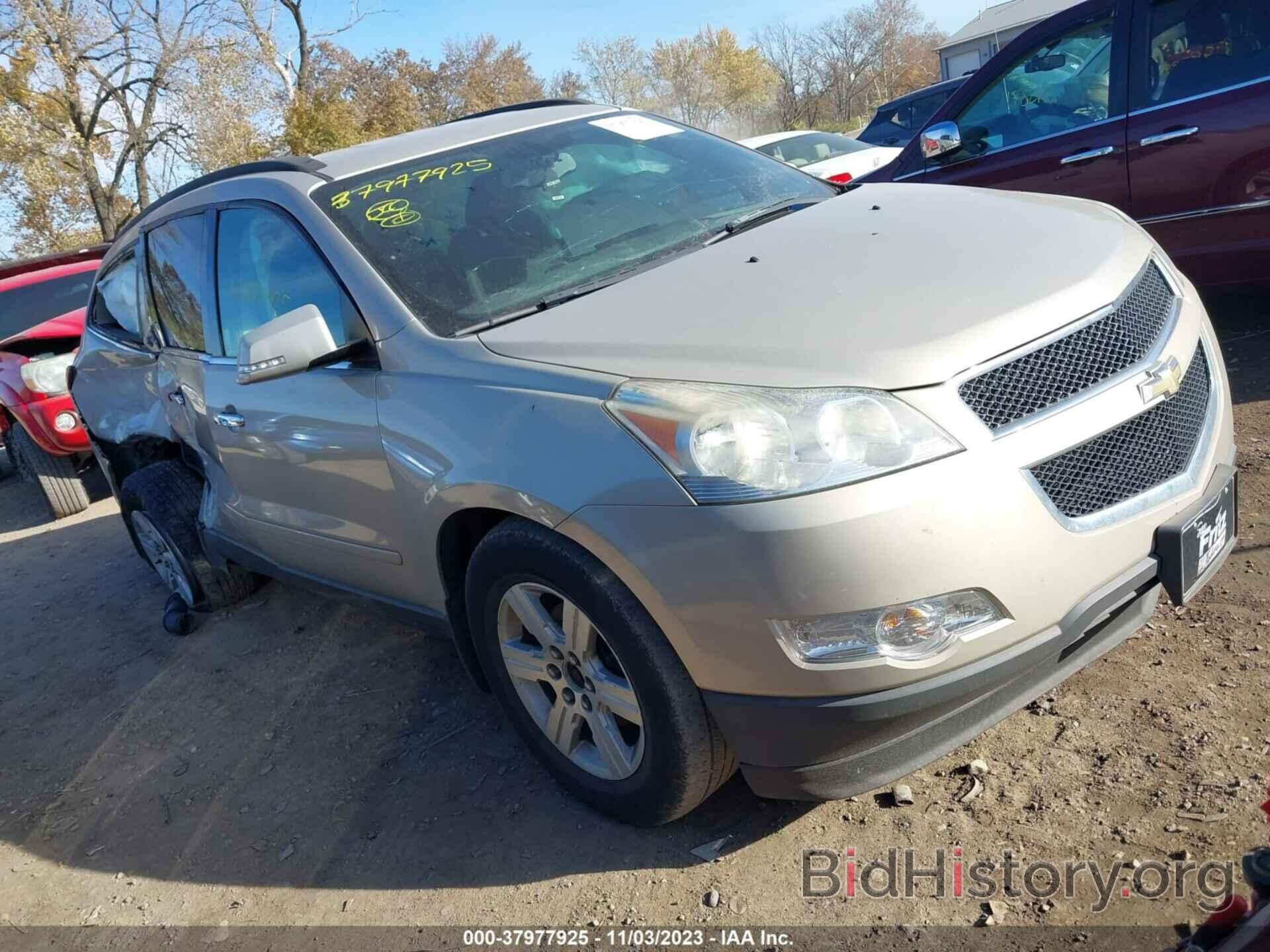 Photo 1GNKVGED0BJ228907 - CHEVROLET TRAVERSE 2011