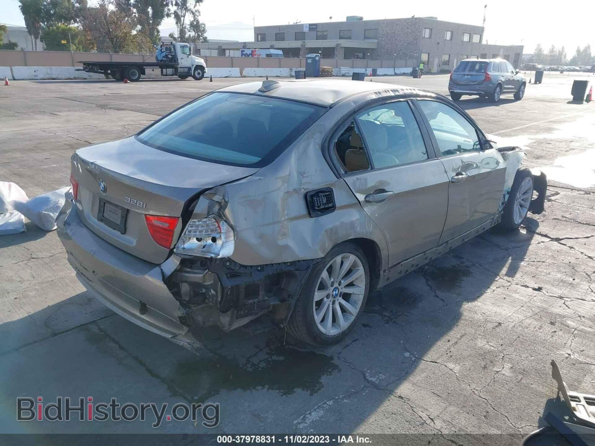 2011 BMW 3 SERIES - VIN: WBAPH5C57BA443302 - Фото 4
