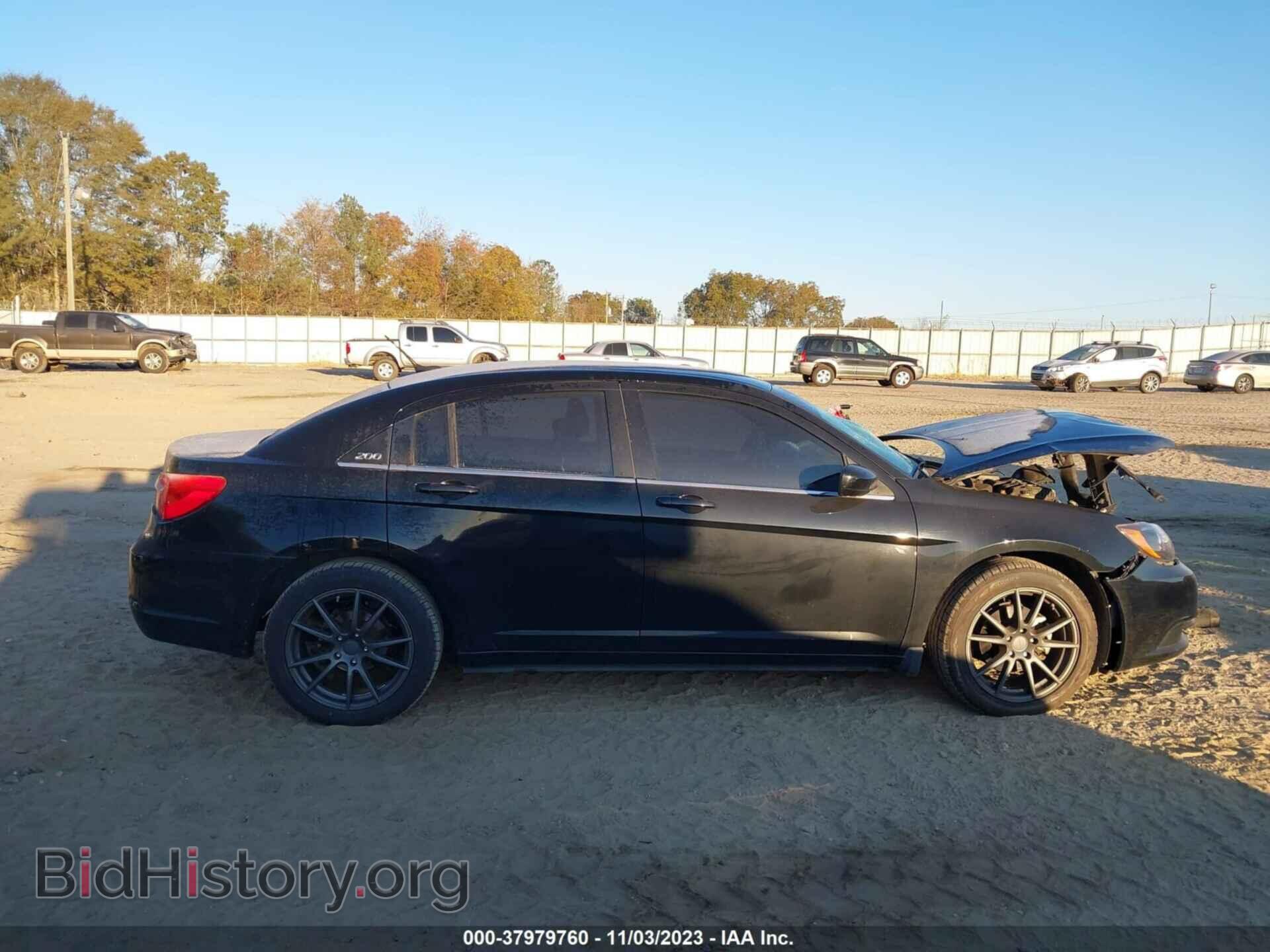 2013 CHRYSLER 200 - VIN: 1C3CCBBG2DN720262 - Photo 13