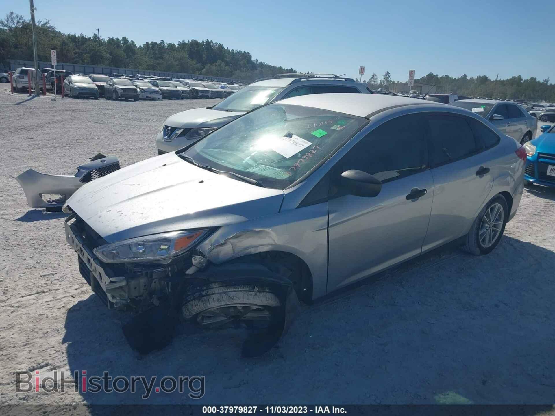 2017 FORD FOCUS - VIN: 1FADP3E29HL296189 - Фото 2