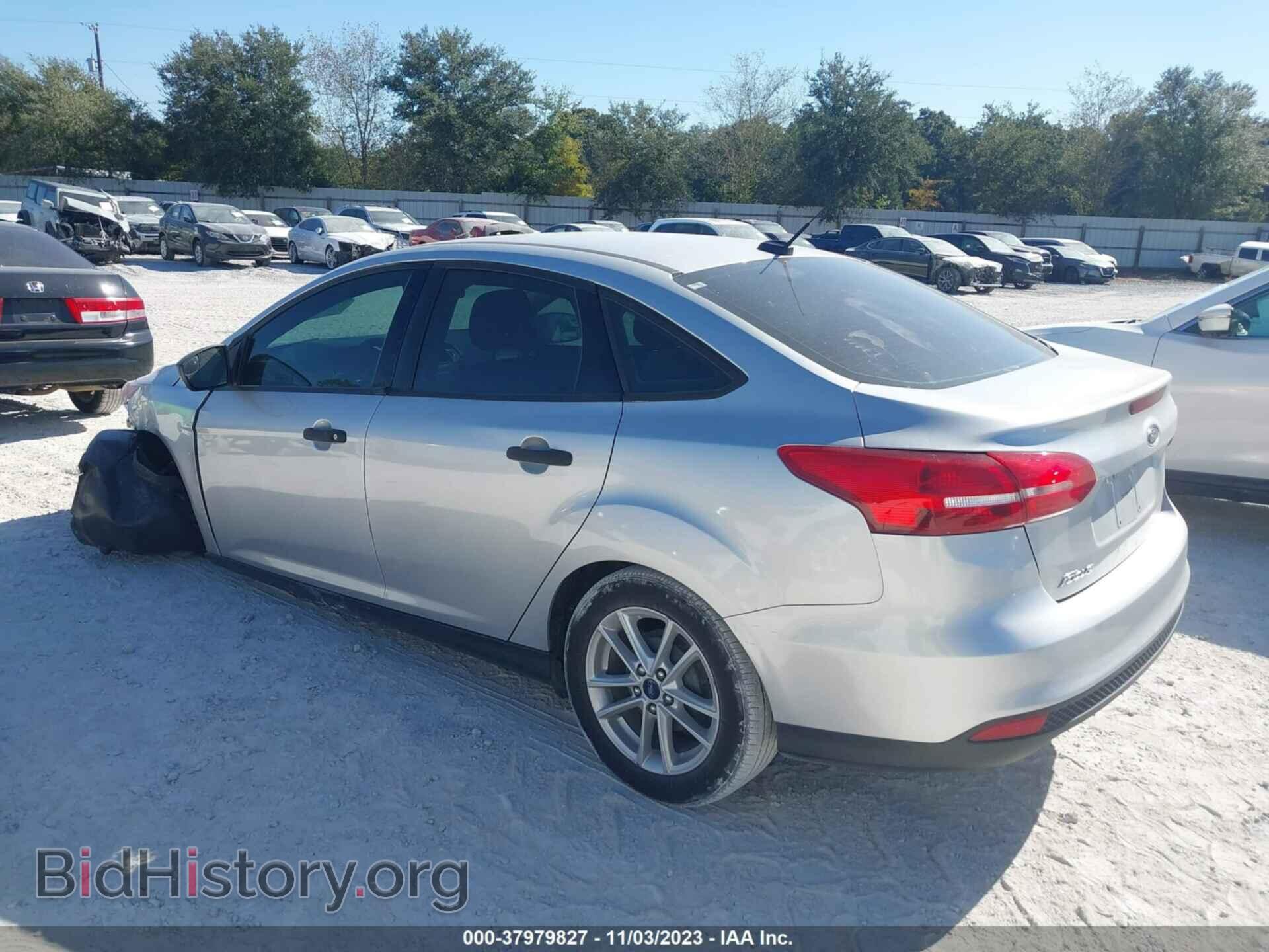 2017 FORD FOCUS - VIN: 1FADP3E29HL296189 - Фото 3