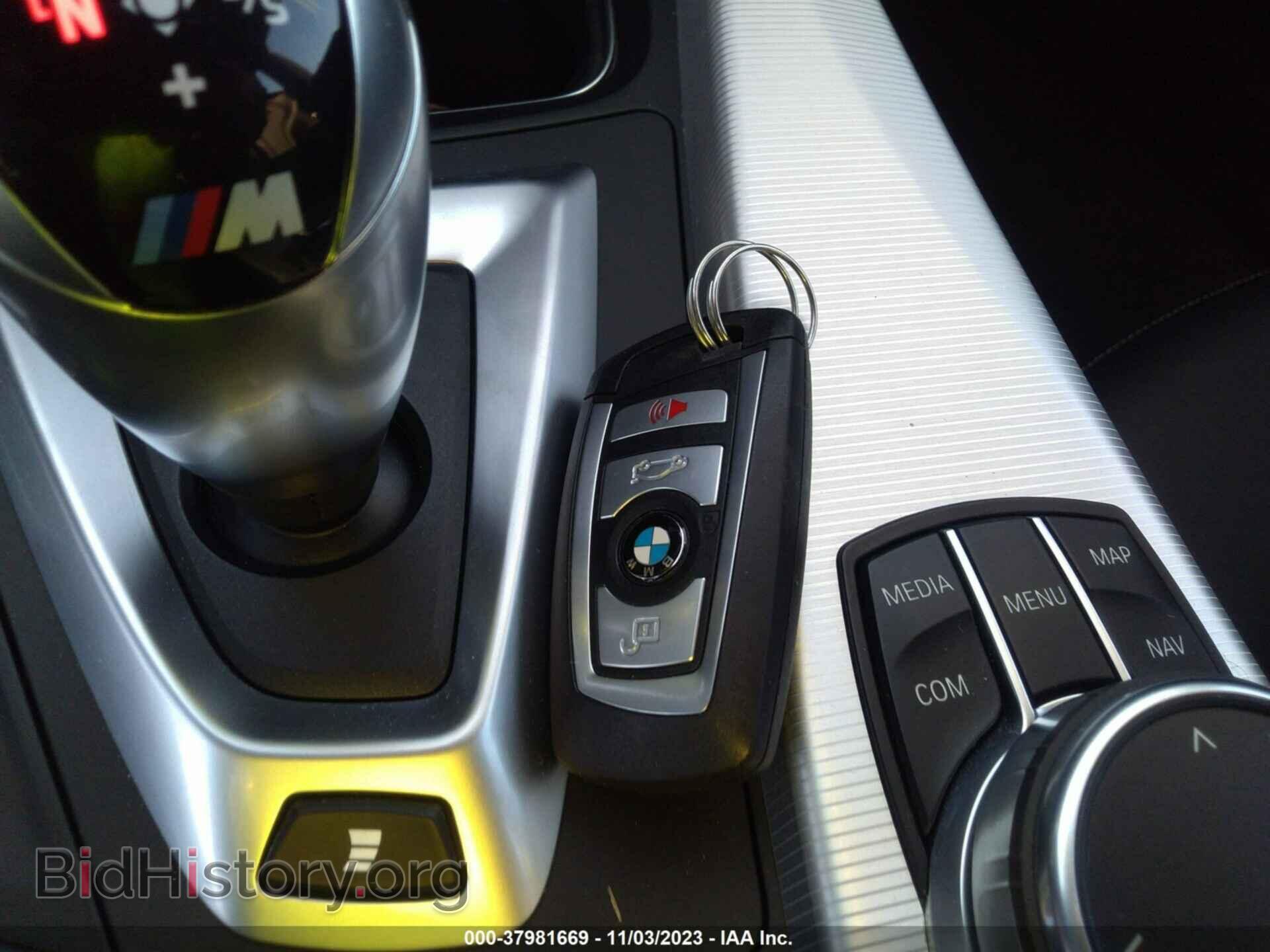 2018 BMW M3 - VIN: WBS8M9C58J5K99740 - Photo 11