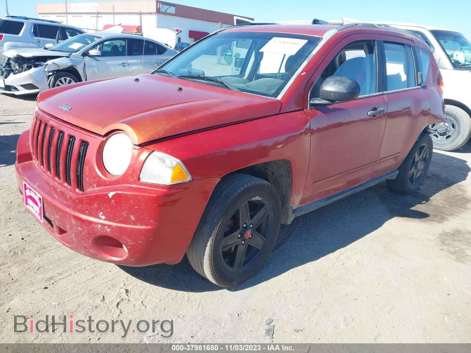 2010 JEEP COMPASS - VIN: 1J4NT4FB2AD504065 - Фото 2