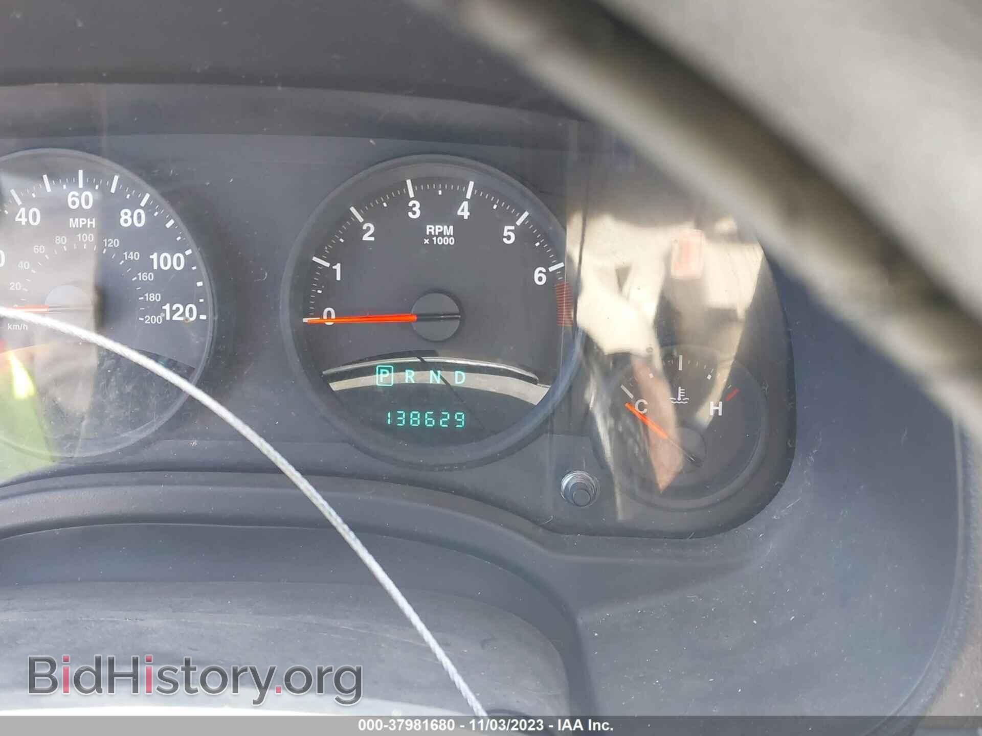 2010 JEEP COMPASS - VIN: 1J4NT4FB2AD504065 - Фото 7
