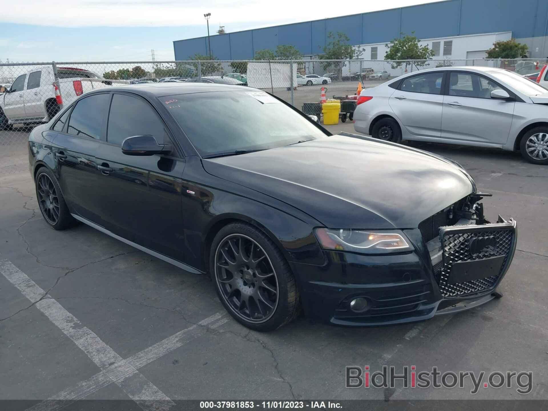 Photo WAUKFAFL2CN003744 - AUDI A4 2012