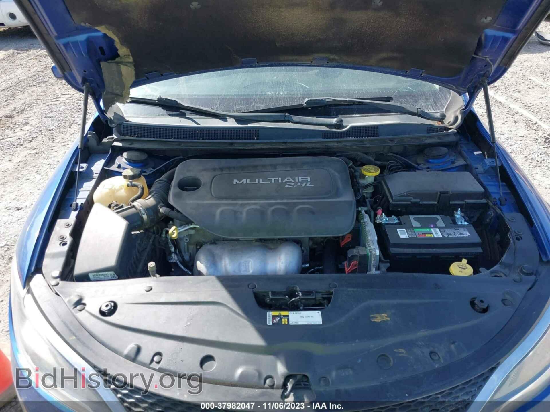 2015 CHRYSLER 200 - VIN: 1C3CCCAB5FN730301 - Фото 10