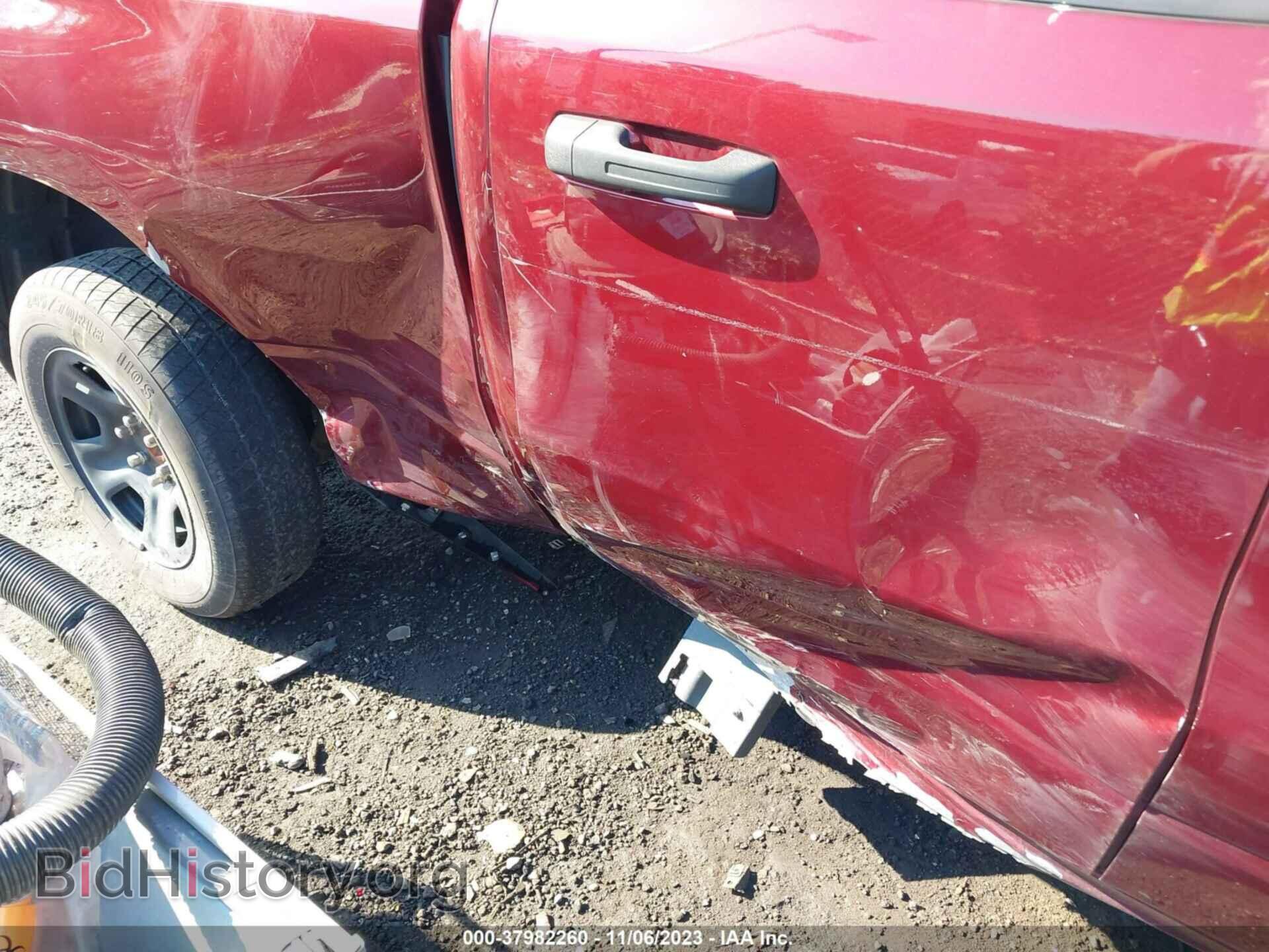 2019 RAM 1500 - VIN: 1C6SRFCT5KN583895 - Фото 6