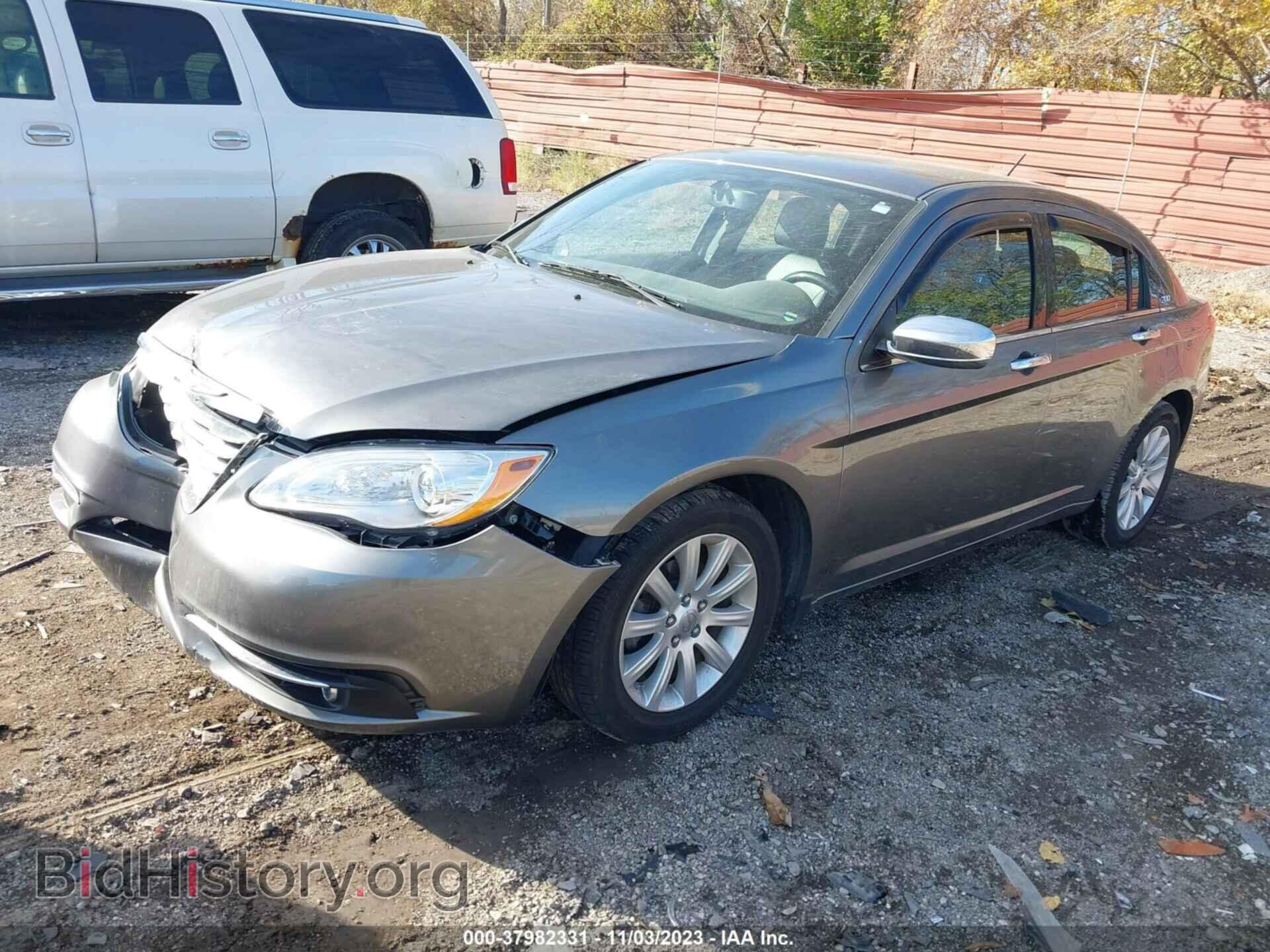 2013 CHRYSLER 200 - VIN: 1C3CCBCG4DN594971 - Photo 2