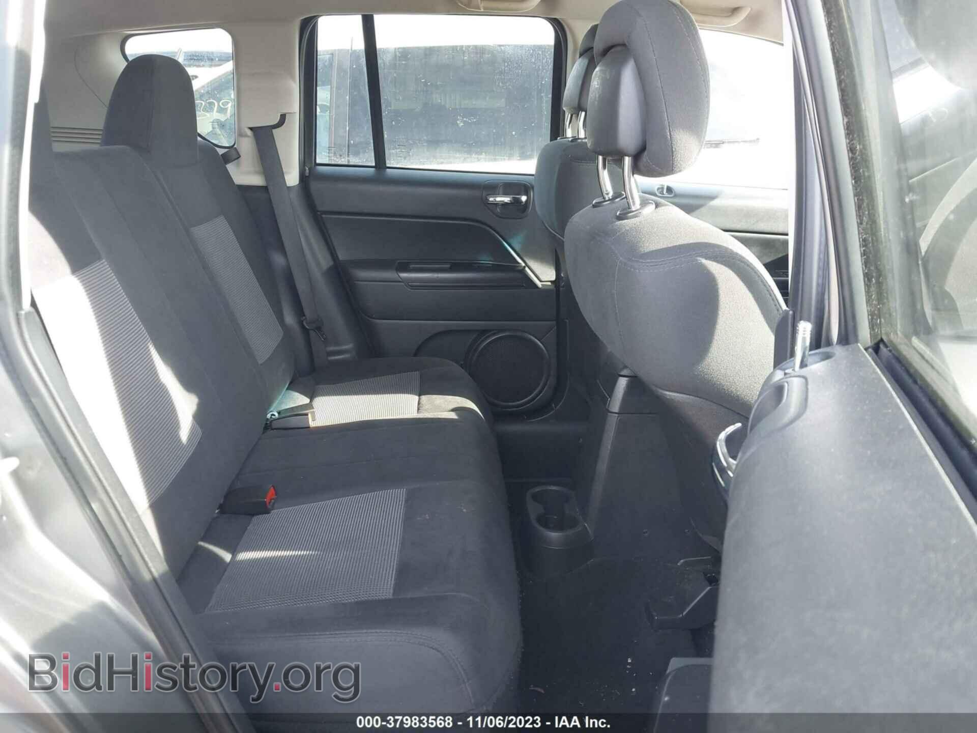 2012 JEEP COMPASS - VIN: 1C4NJDBB6CD622043 - Photo 8