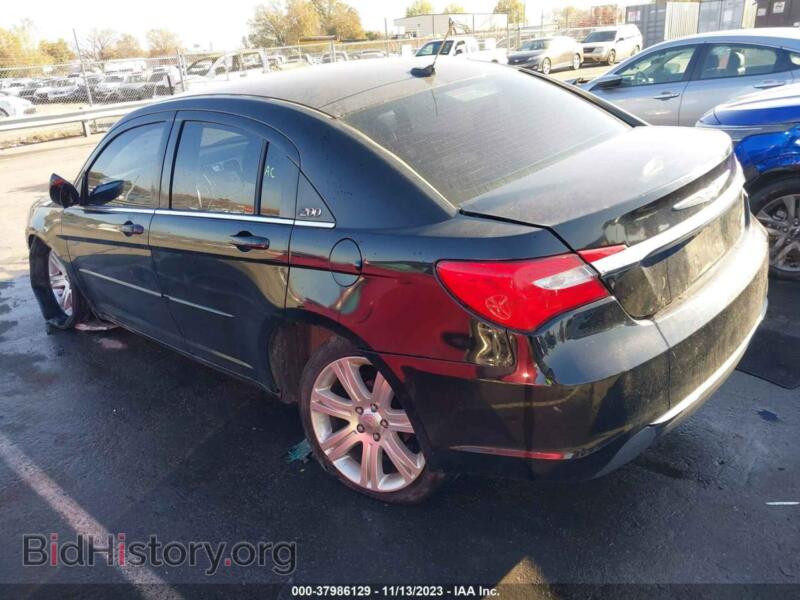 2013 Chrysler 200 (VIN 1C3CCBBB8DN656460) — photo 3 of 12