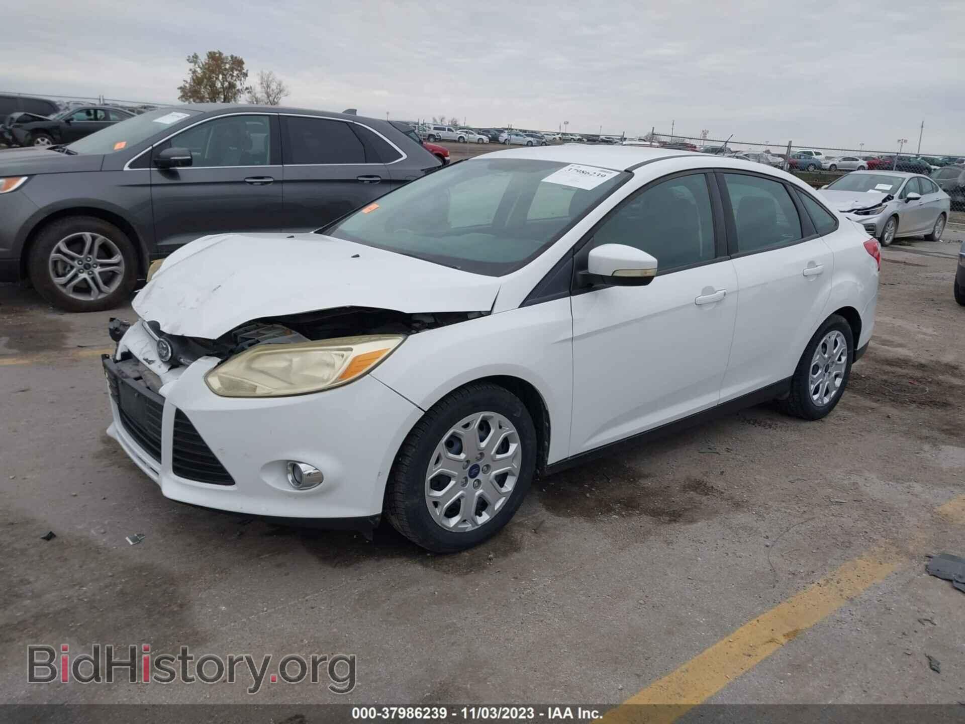 2012 FORD FOCUS - VIN: 1FAHP3F2XCL467458 - Фото 2