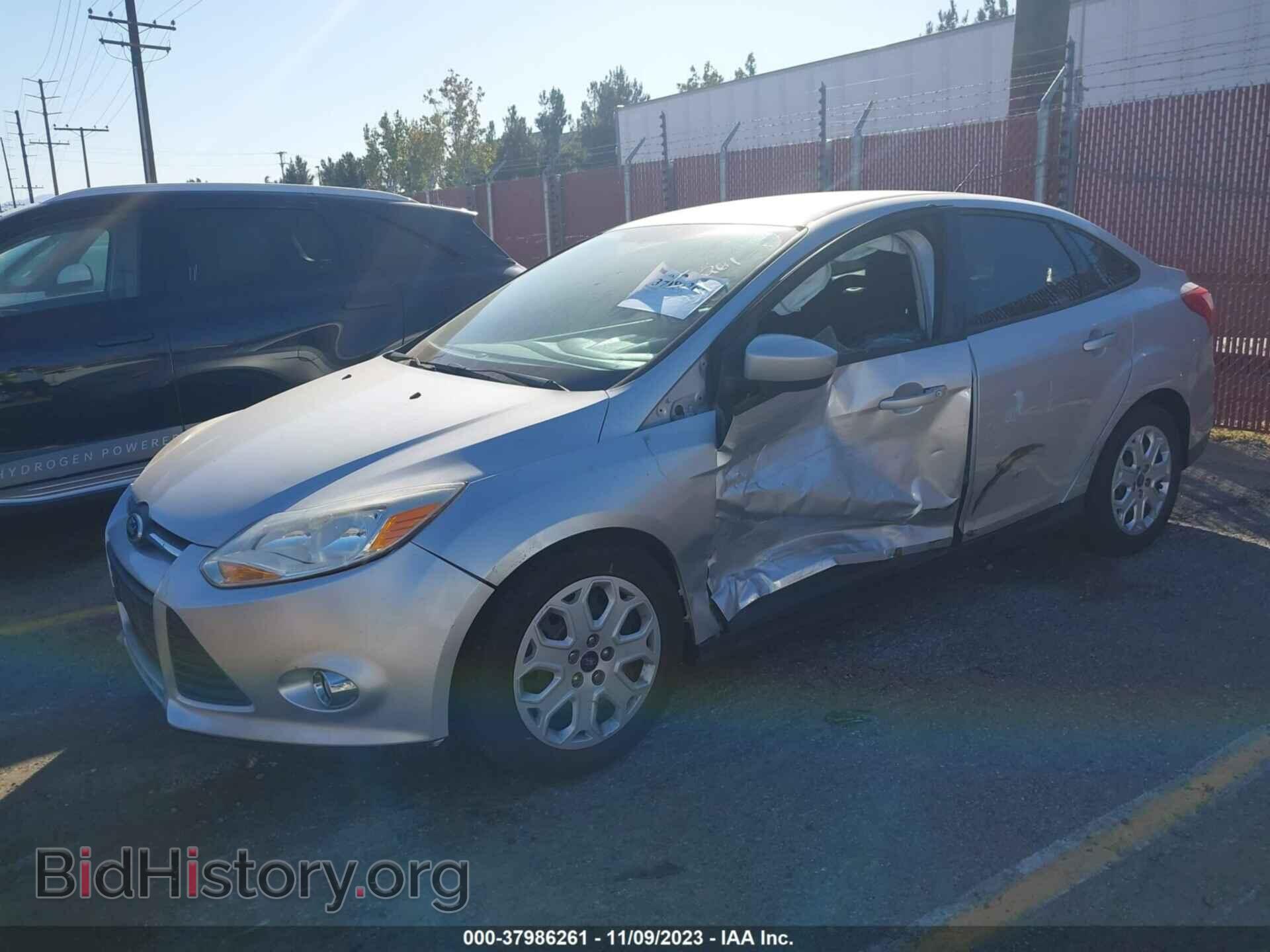 2012 FORD FOCUS - VIN: 1FAHP3F21CL217672 - Фото 2