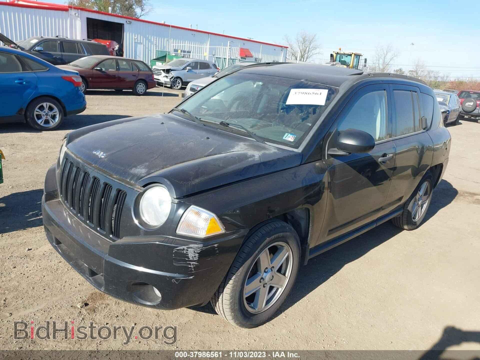 2007 JEEP COMPASS - VIN: 1J8FF47W07D167755 - Фото 2