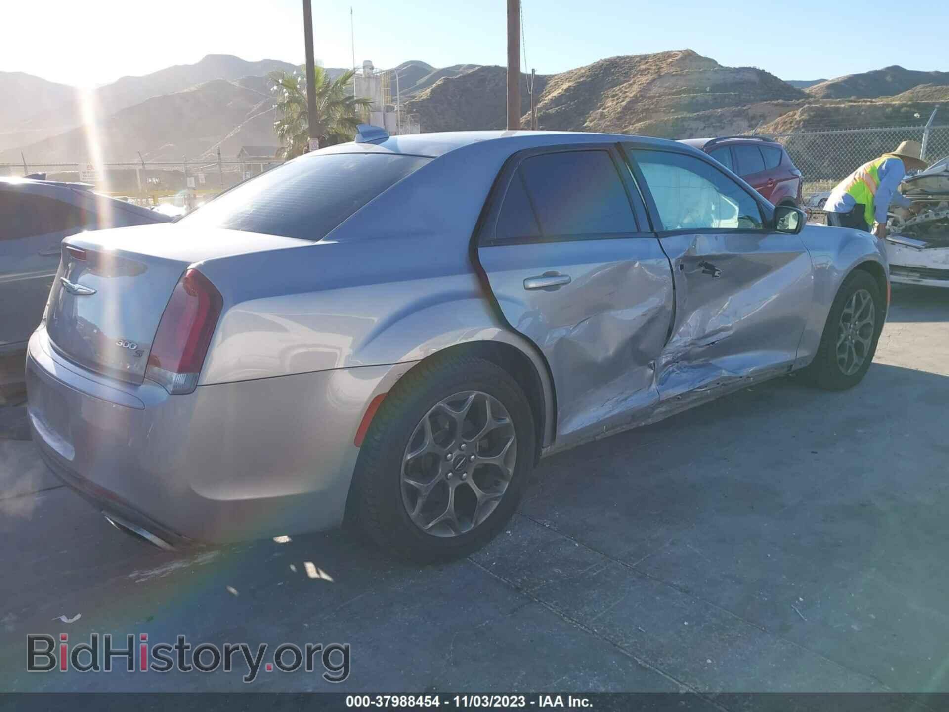 2018 CHRYSLER 300 - VIN: 2C3CCAGG0JH226554 - Фото 4