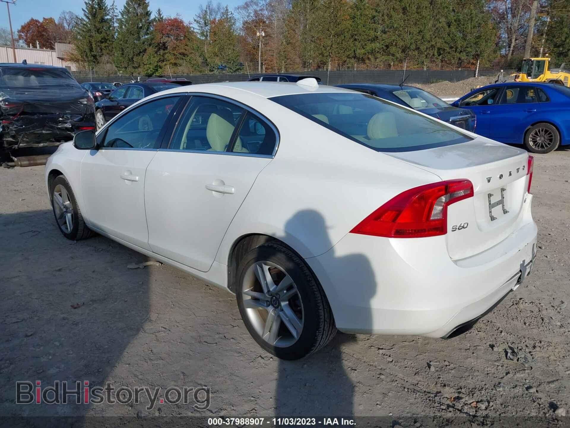 2014 VOLVO S60 - VIN: YV1612FH1E2286592 - Фото 3