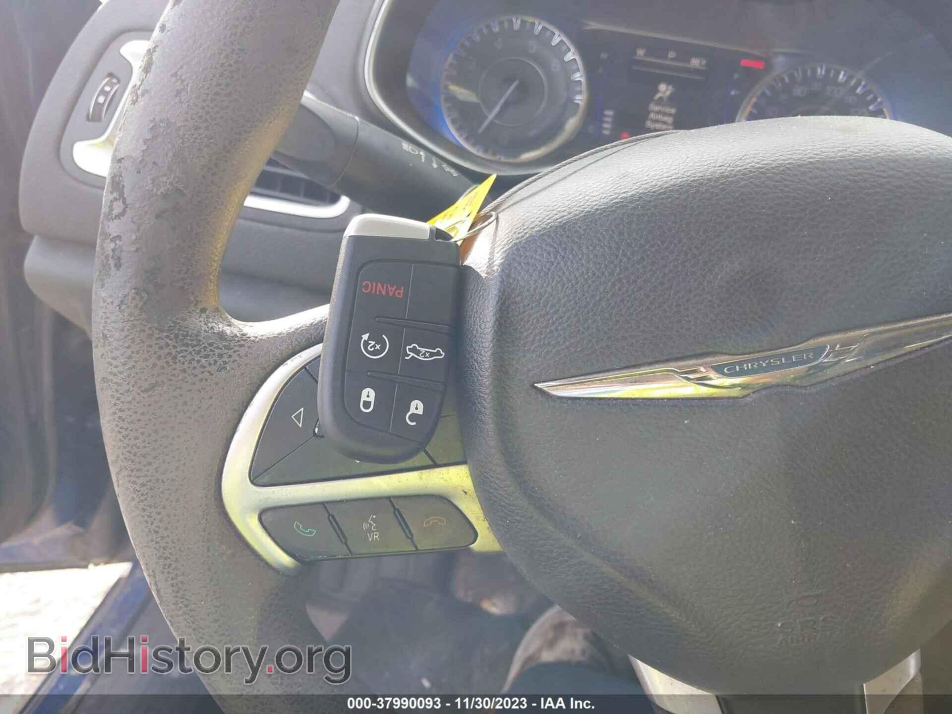 2016 CHRYSLER 200 - VIN: 1C3CCCAB7GN121017 - Фото 11