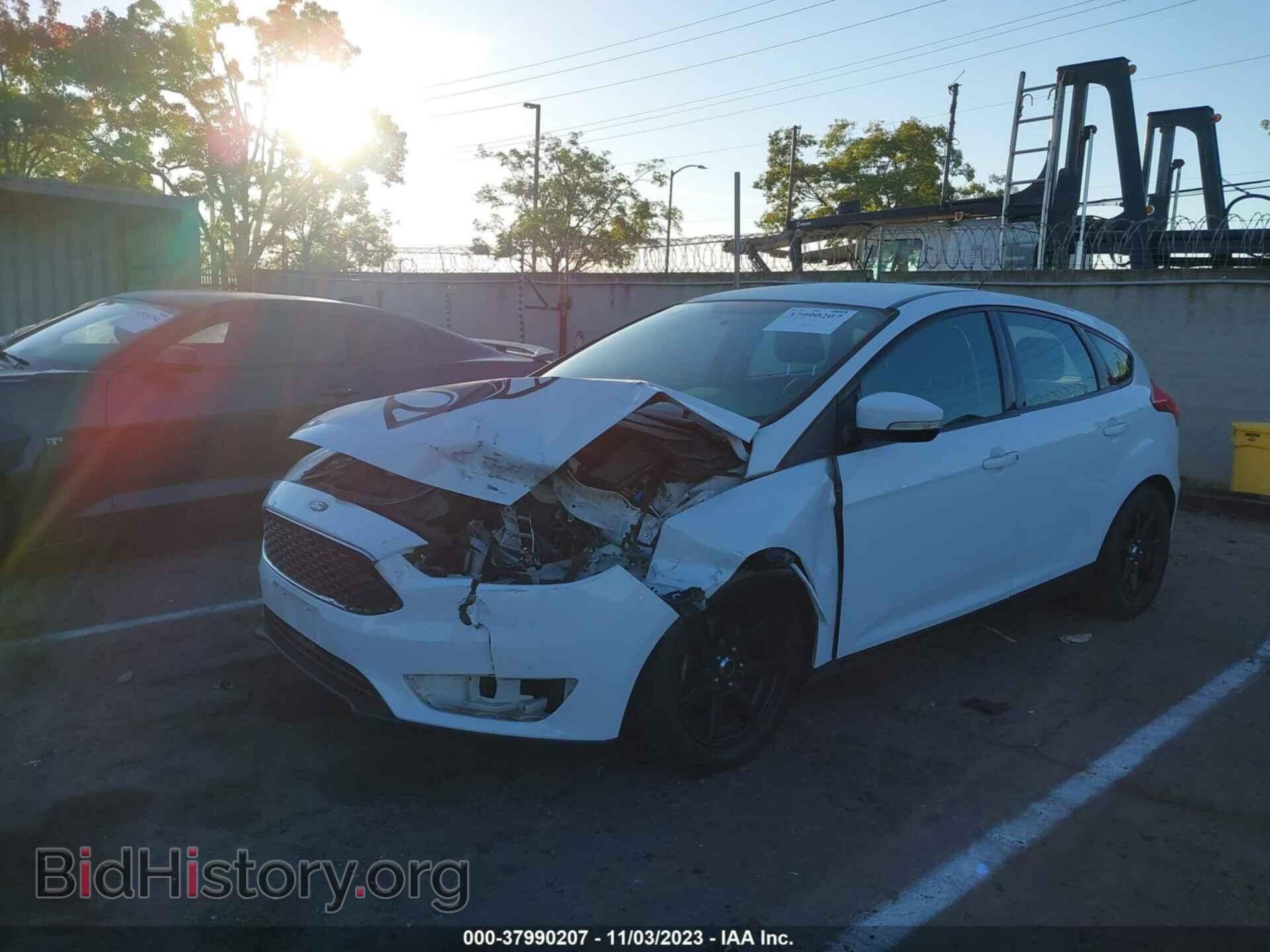 2016 FORD FOCUS - VIN: 1FADP3K26GL373166 - Фото 2