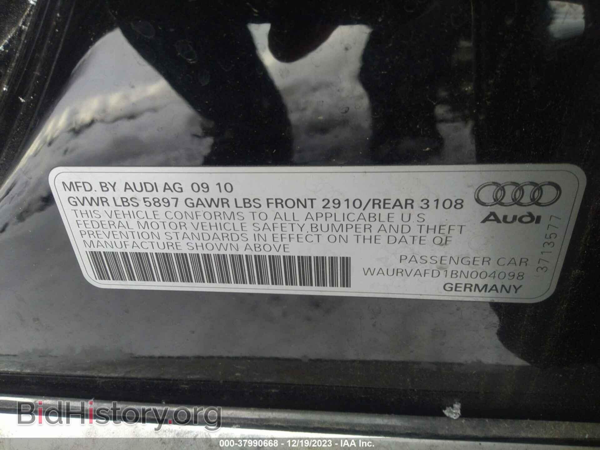2011 AUDI A8 L - VIN: WAURVAFD1BN004098 - Photo 9