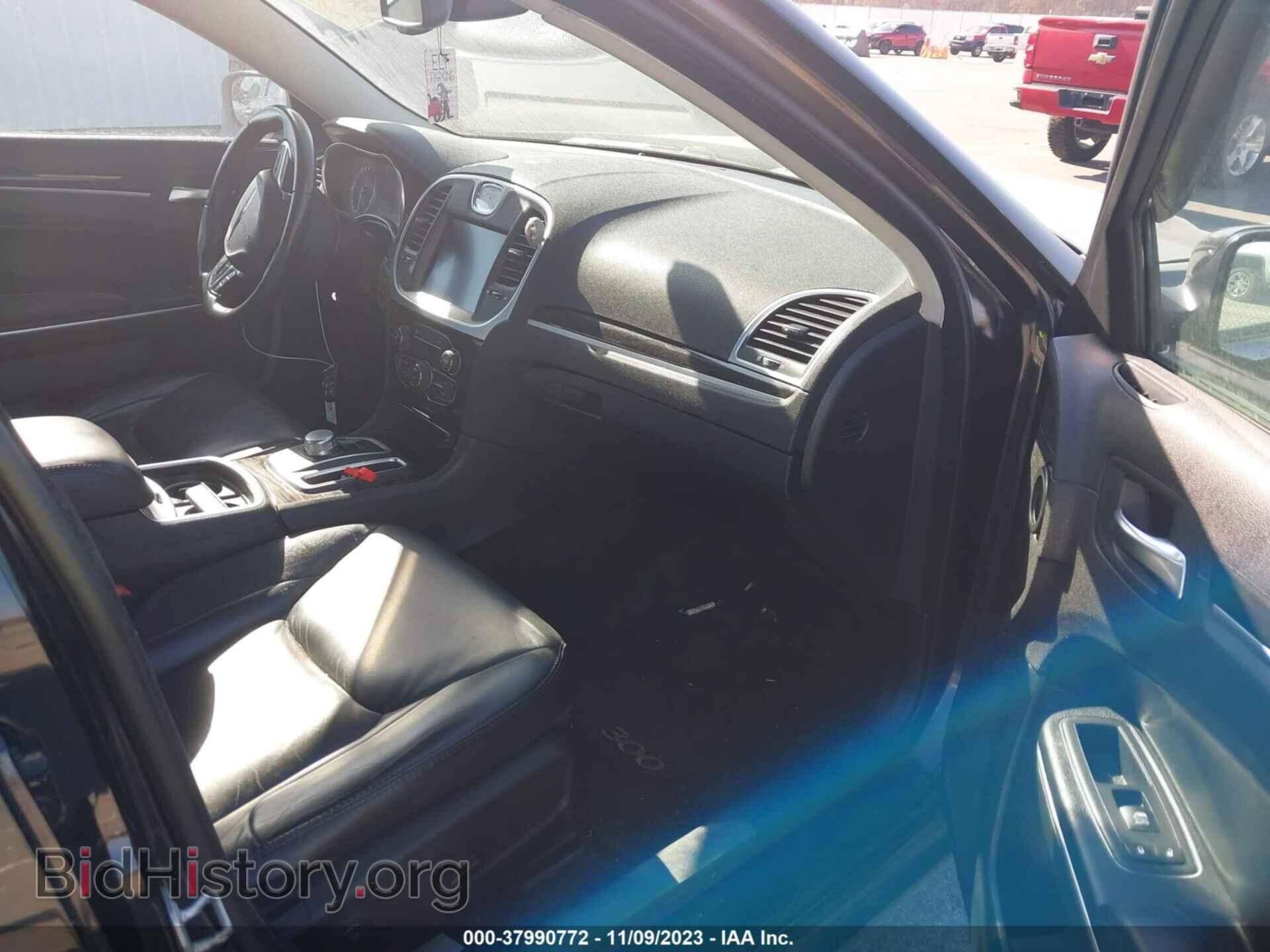 2015 CHRYSLER 300 - VIN: 2C3CCAAG2FH904026 - Photo 5