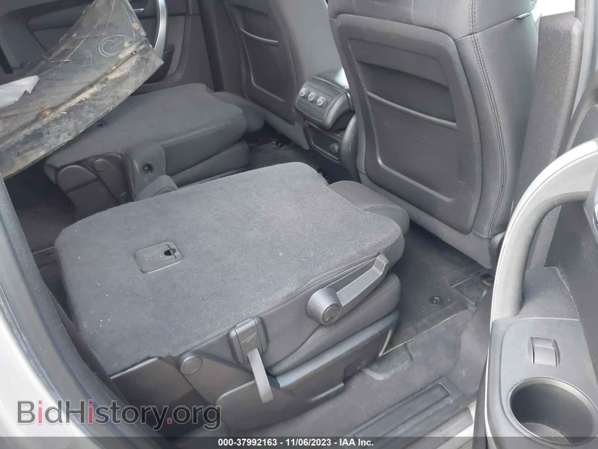 2010 GMC ACADIA - VIN: 1GKLRLED7AJ194087 - Фото 8