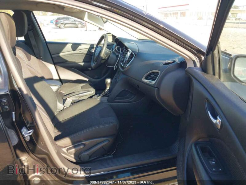 2015 Dodge DART (VIN 1C3CDFBB9FD275911) — photo 5 of 11