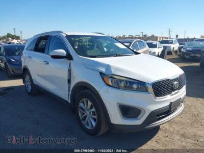 2018 Kia SORENTO 2.4L LX, белый — VIN 5XYPG4A31JG347312, IAAI