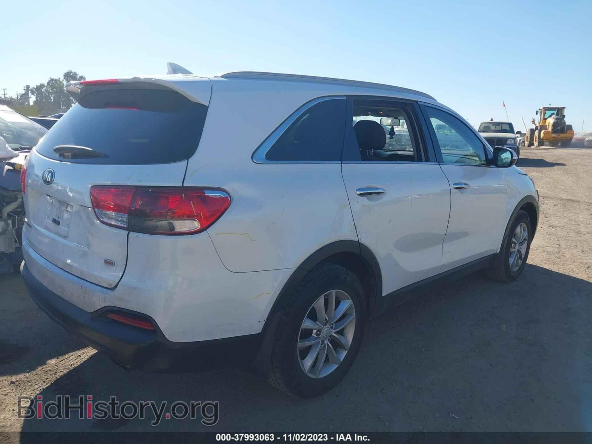 2018 KIA SORENTO - VIN: 5XYPG4A31JG347312 - Фото 4