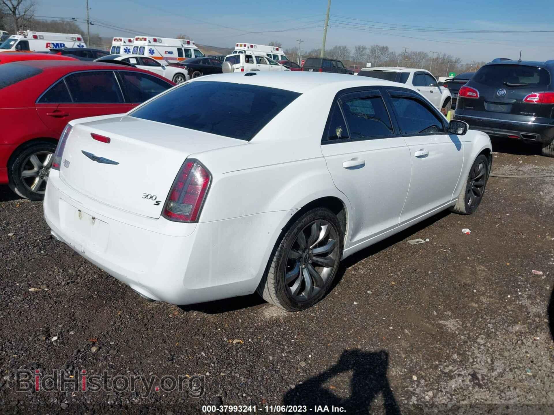 2014 CHRYSLER 300 - VIN: 2C3CCABG4EH355376 - Фото 4