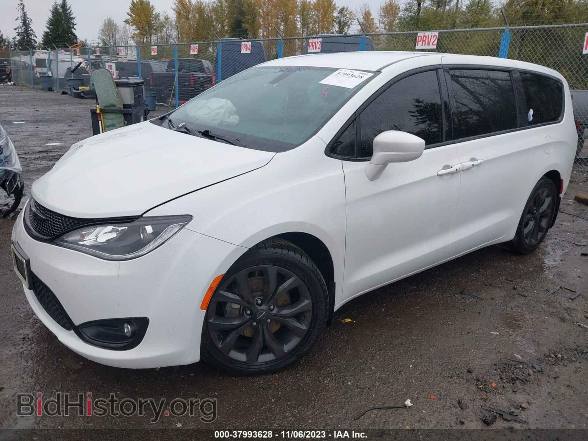 2019 CHRYSLER PACIFICA - VIN: 2C4RC1FG4KR508070 - Photo 2