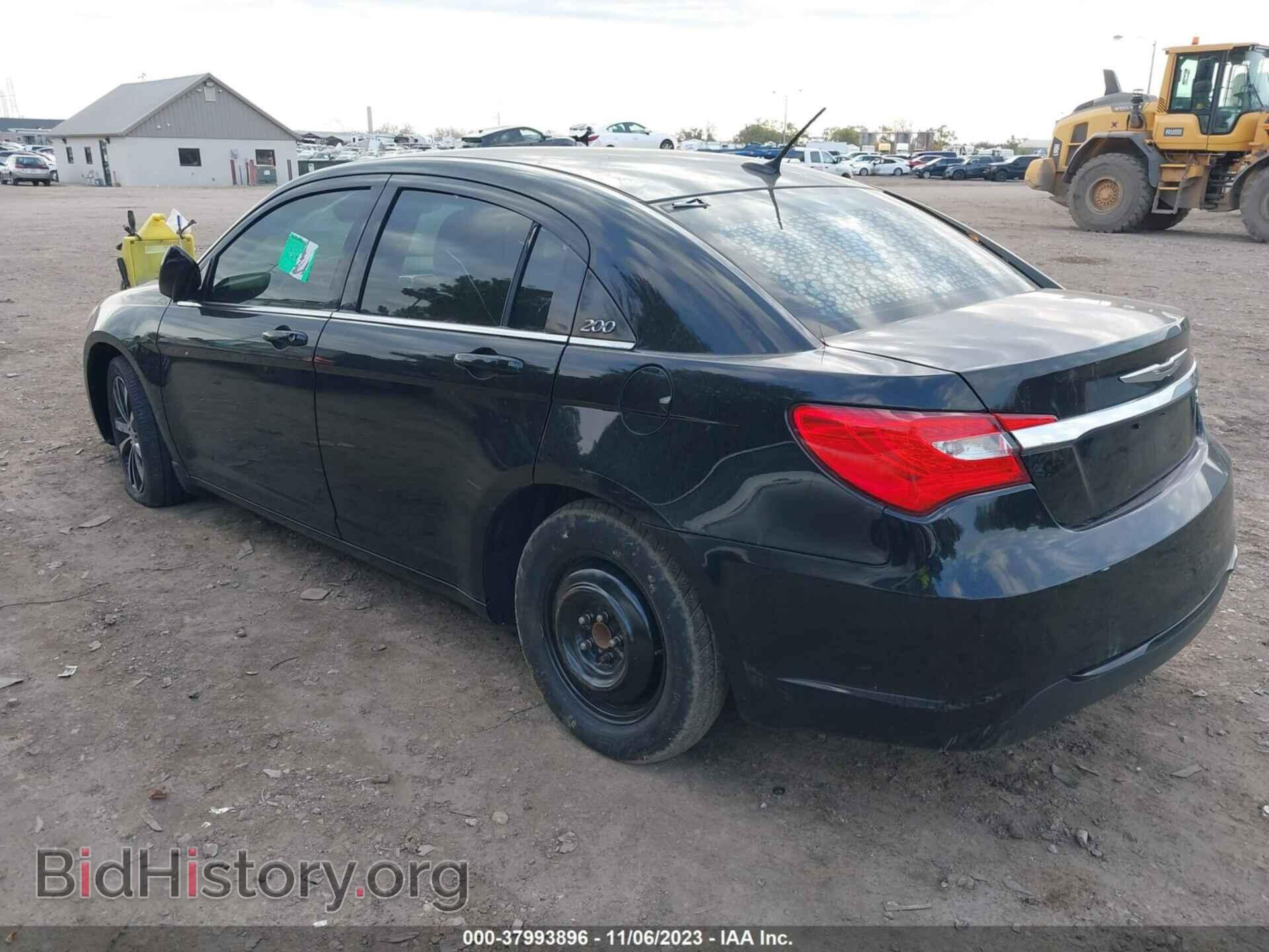 2013 CHRYSLER 200 - VIN: 1C3CCBCG1DN711910 - Фото 3