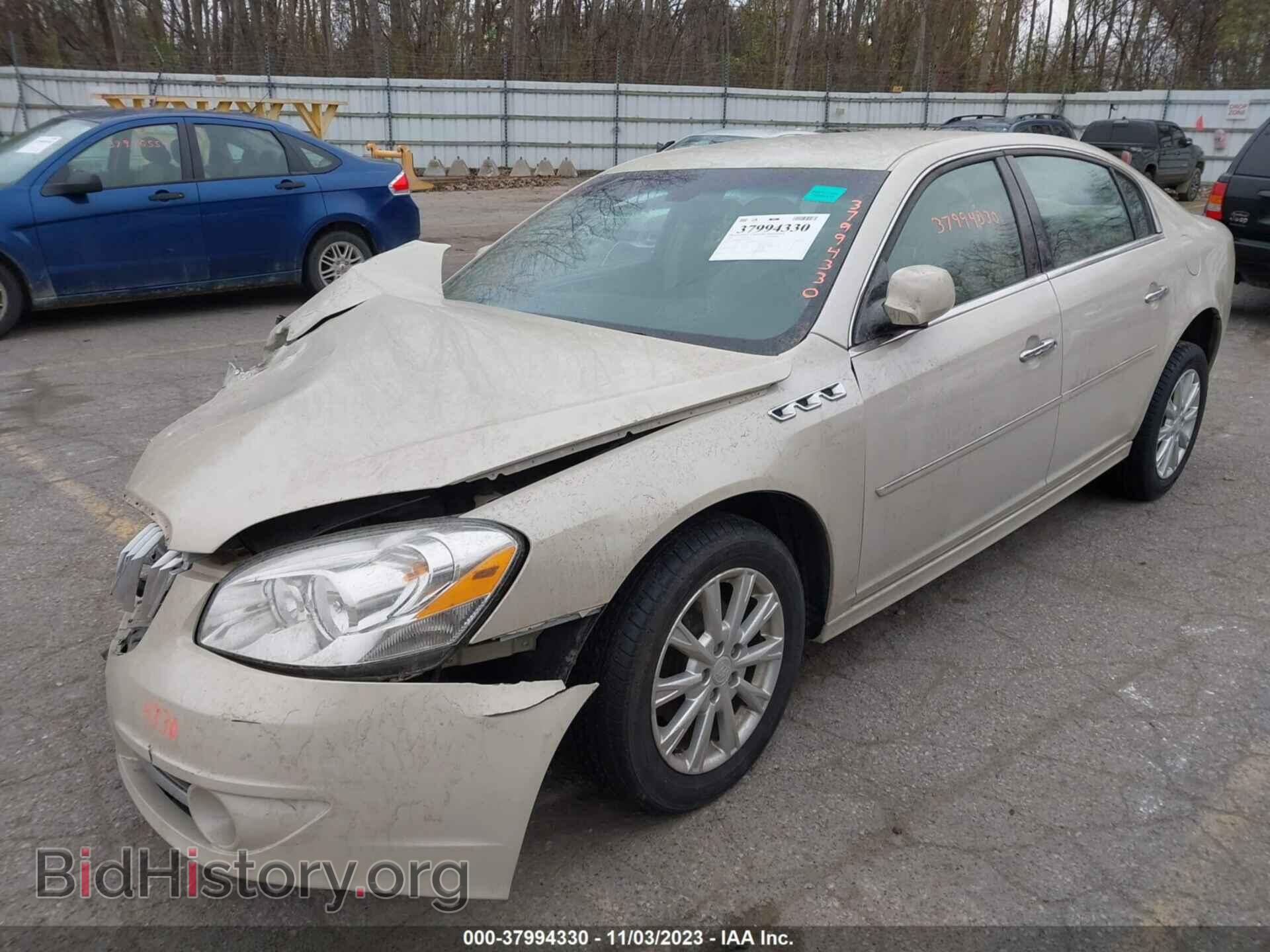 2011 BUICK LUCERNE - VIN: 1G4HC5EM6BU145229 - Фото 2