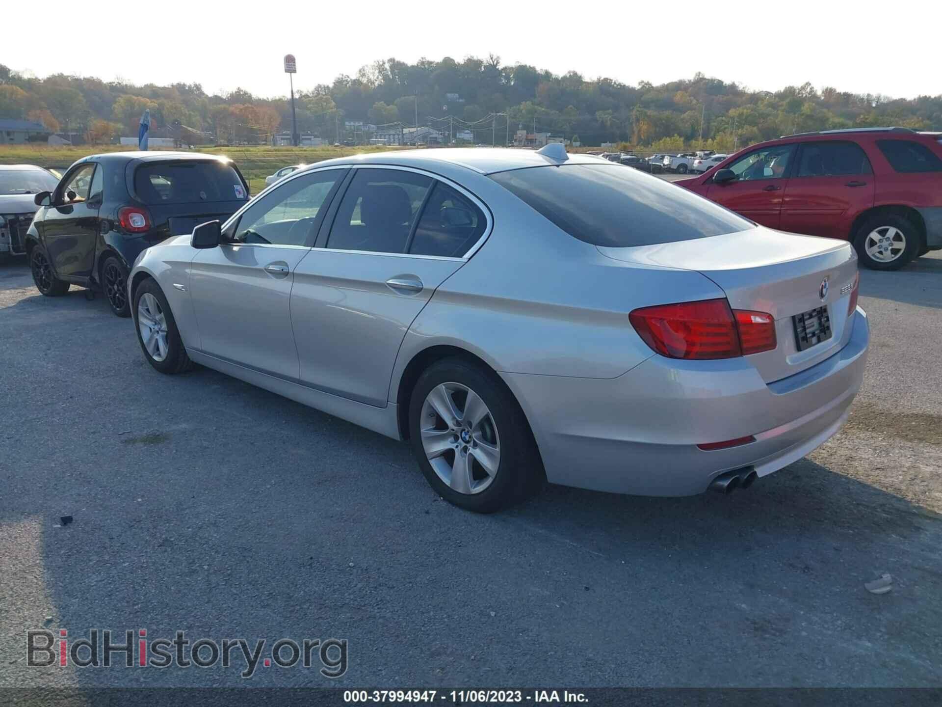 2011 BMW 528I - VIN: WBAFR1C59BC743512 - Фото 3