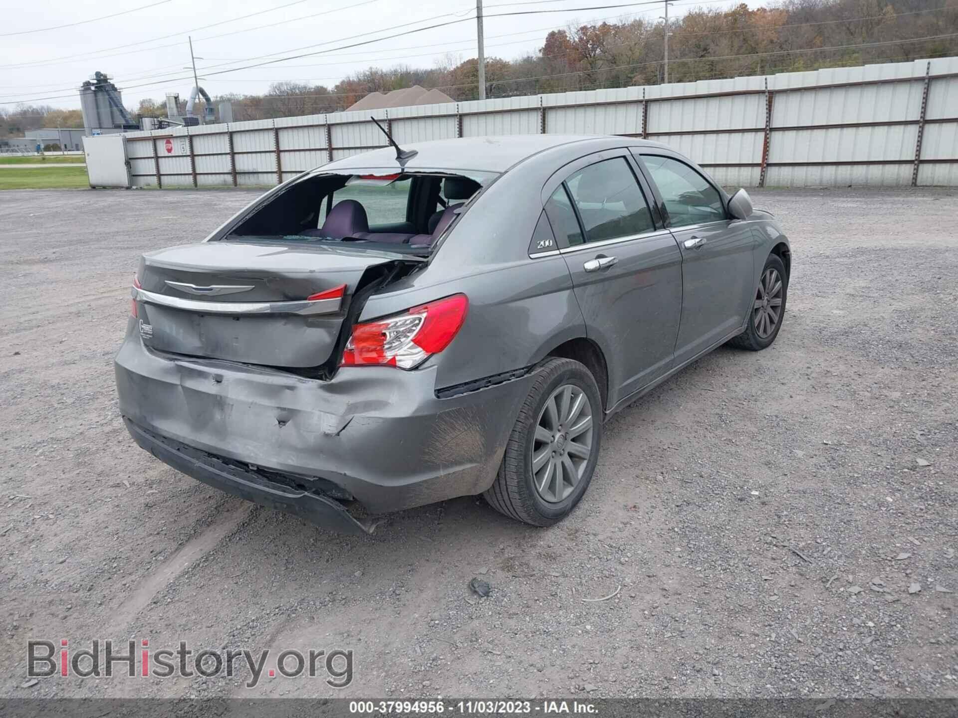 2013 CHRYSLER 200 - VIN: 1C3CCBBB3DN515151 - Фото 4