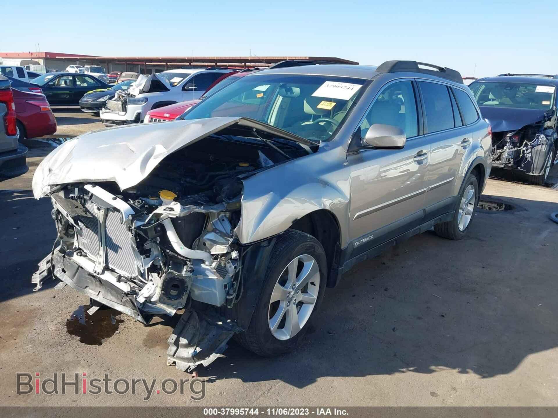 2014 SUBARU OUTBACK - VIN: 4S4BRBLC4E3228262 - Фото 2