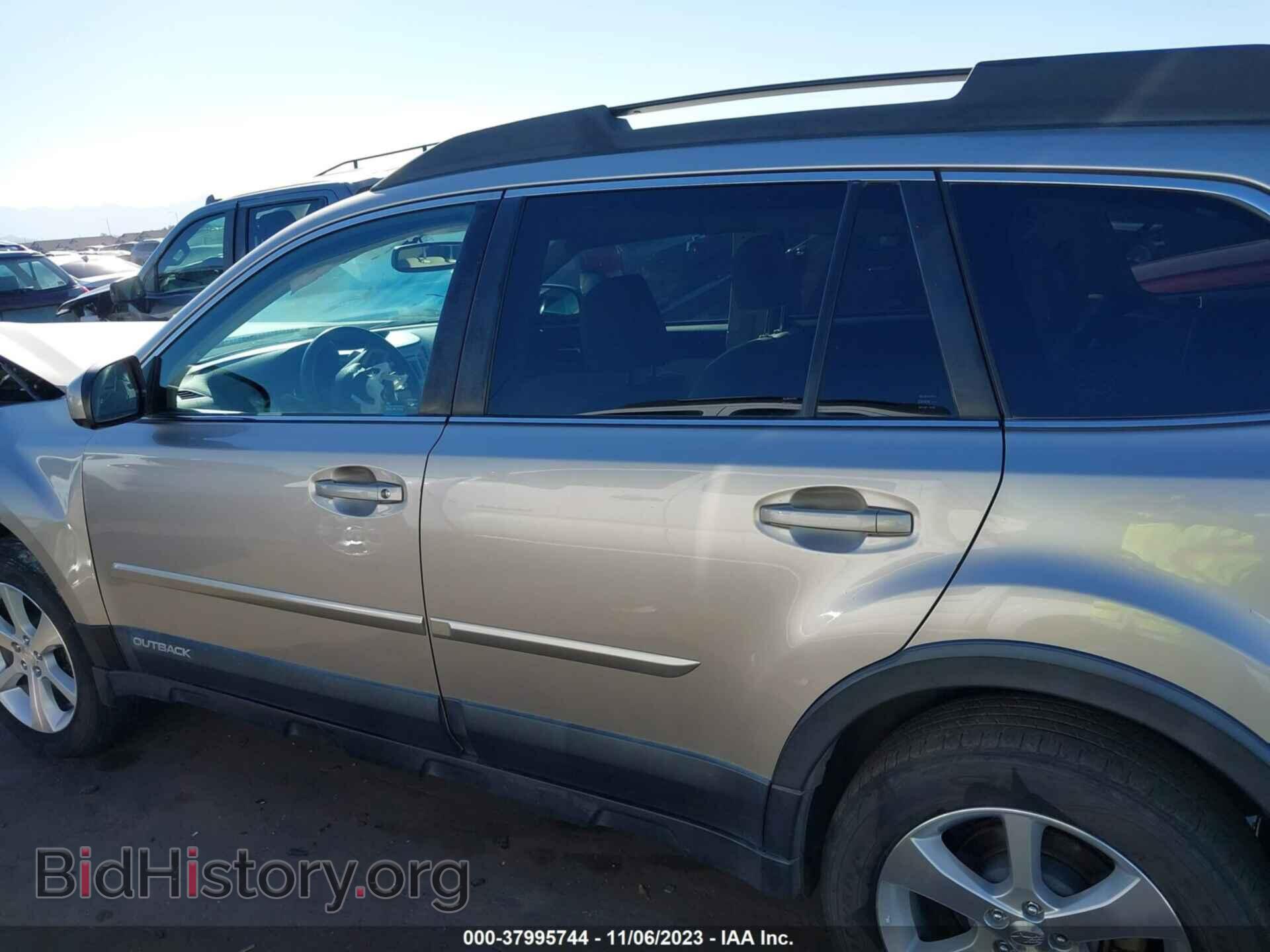 2014 SUBARU OUTBACK - VIN: 4S4BRBLC4E3228262 - Фото 15