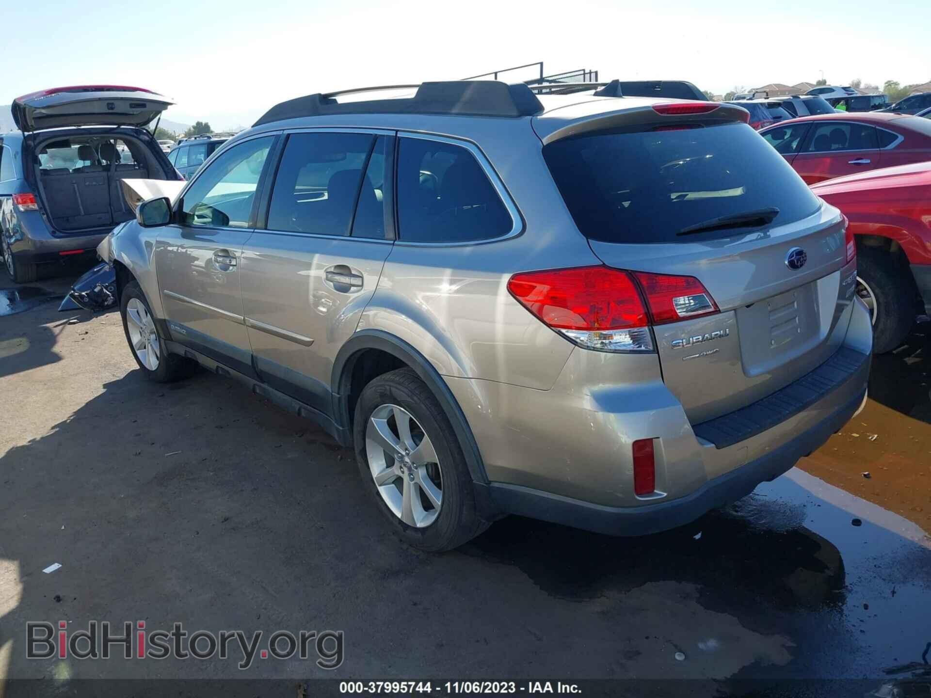 2014 SUBARU OUTBACK - VIN: 4S4BRBLC4E3228262 - Фото 3