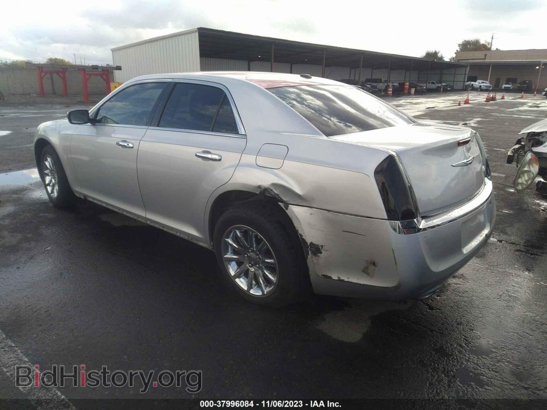 2012 CHRYSLER 300 - VIN: 2C3CCACG5CH307932 - Photo 3