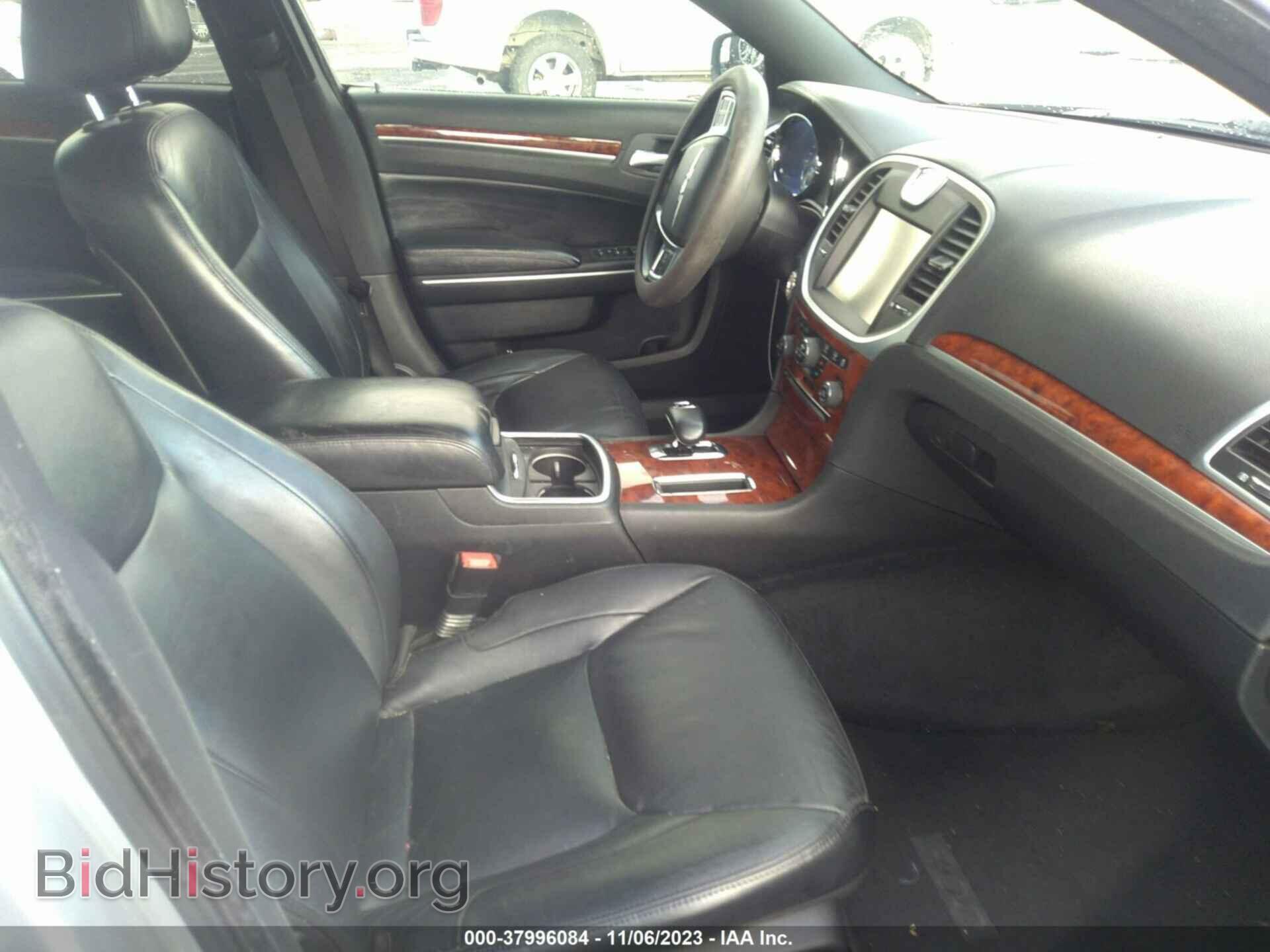 2012 CHRYSLER 300 - VIN: 2C3CCACG5CH307932 - Photo 5