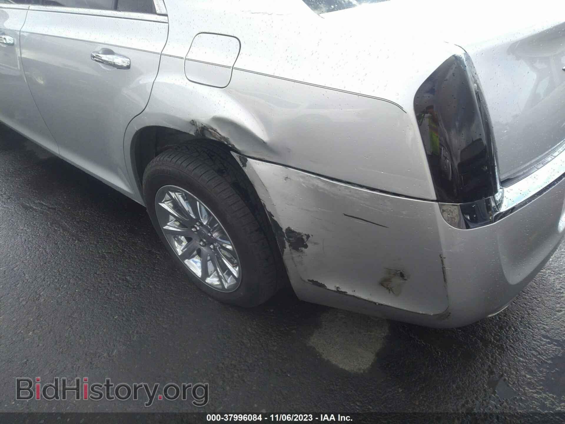 2012 CHRYSLER 300 - VIN: 2C3CCACG5CH307932 - Photo 6