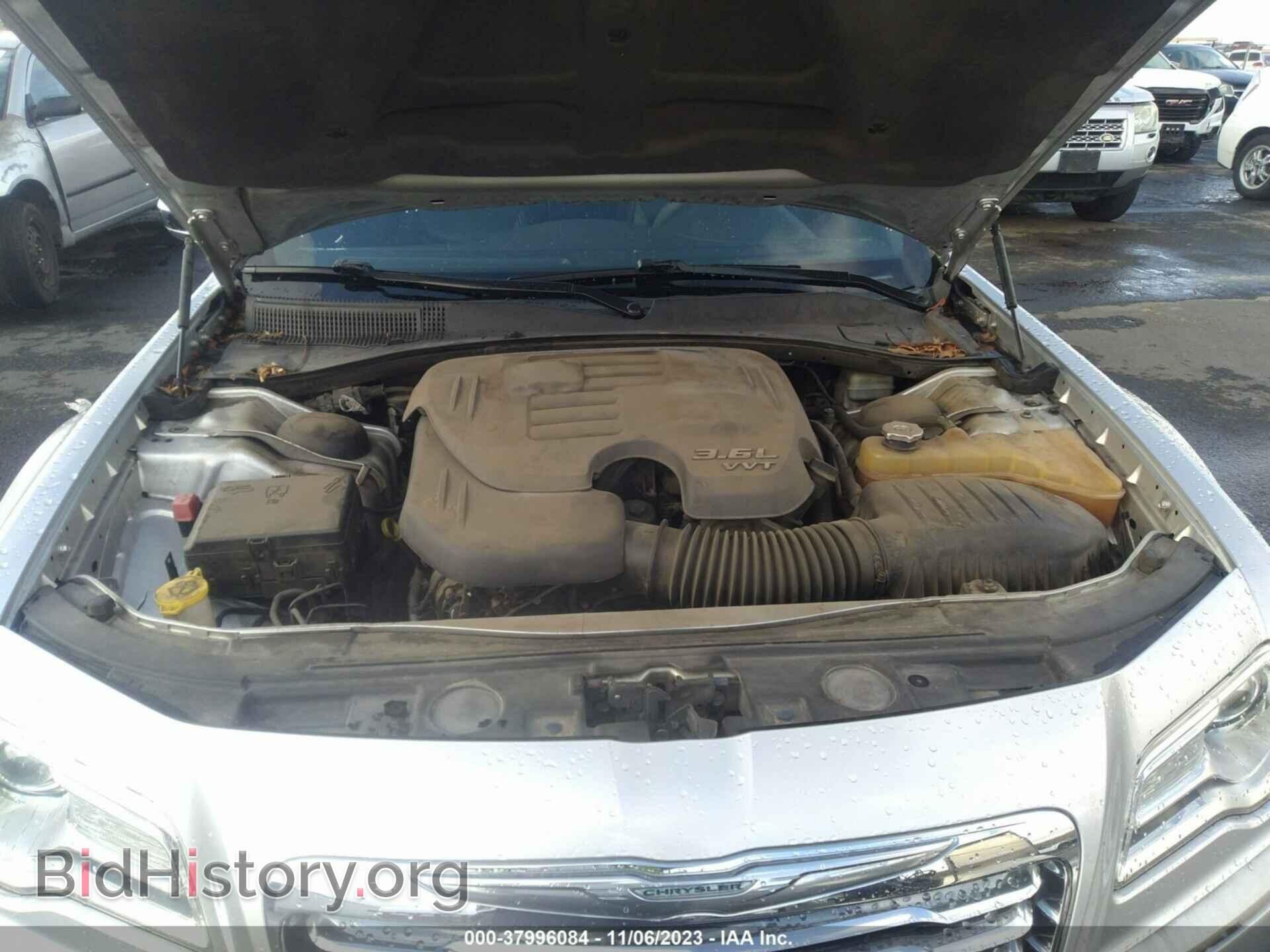 2012 CHRYSLER 300 - VIN: 2C3CCACG5CH307932 - Photo 10